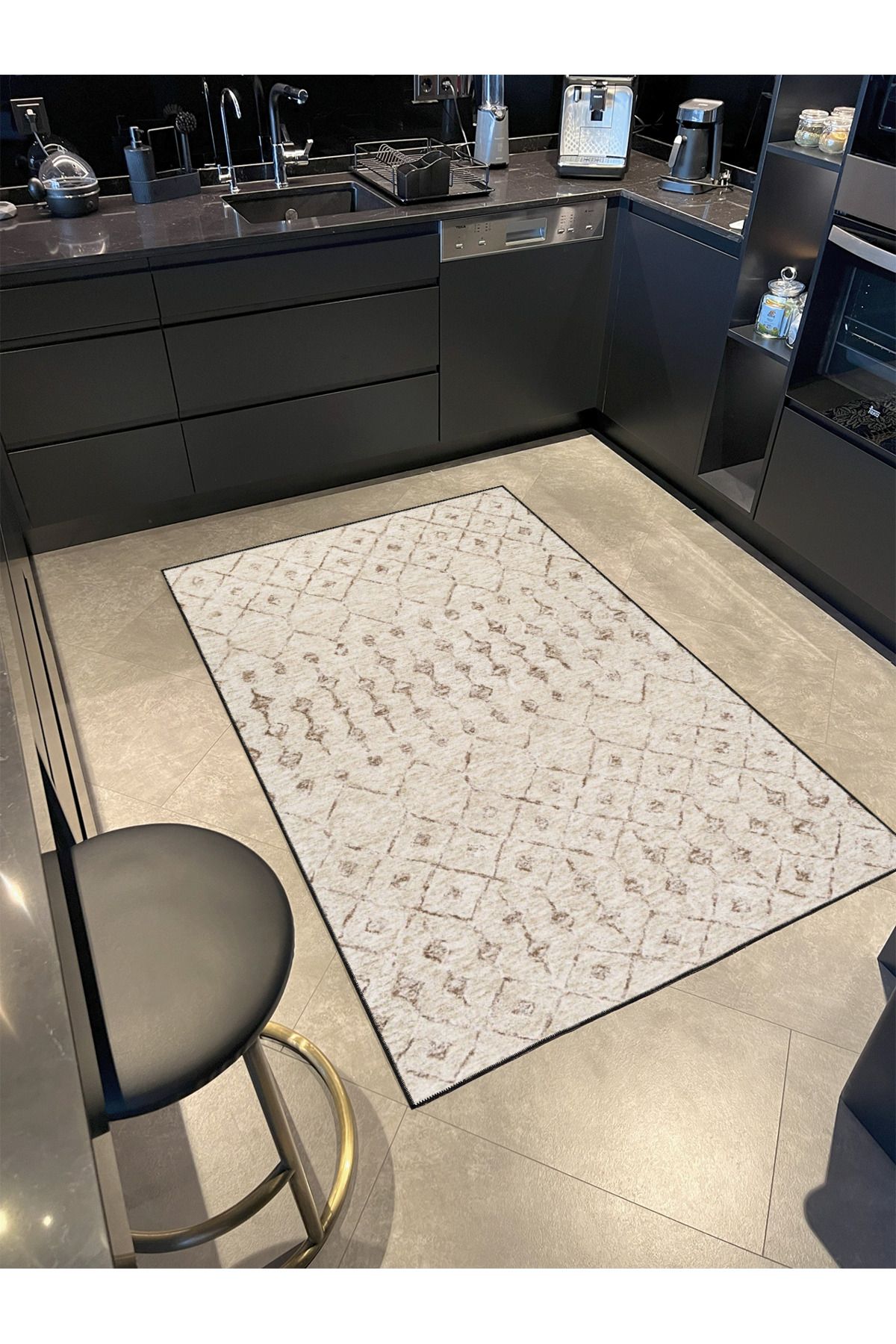 Krem Tonlarda Küp Geometrik Baklavalı Desenli Dokuma Taban ve Yıkanabilir Halı miravip9387