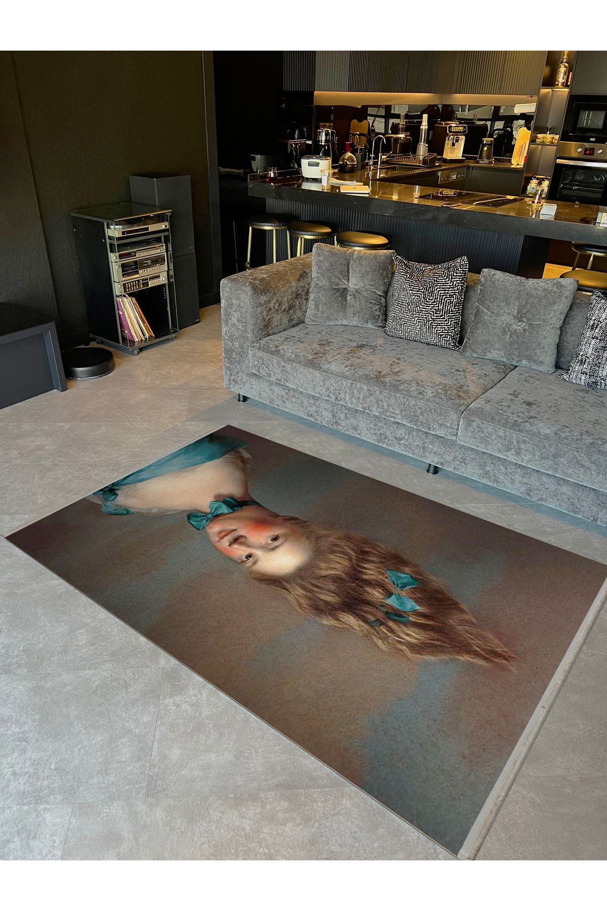 Özge Koleksiyonu Yeşil Papyonlu Ters Duran Kadın Desenli Dokuma Taban Modern Dekoratif Halı özge03