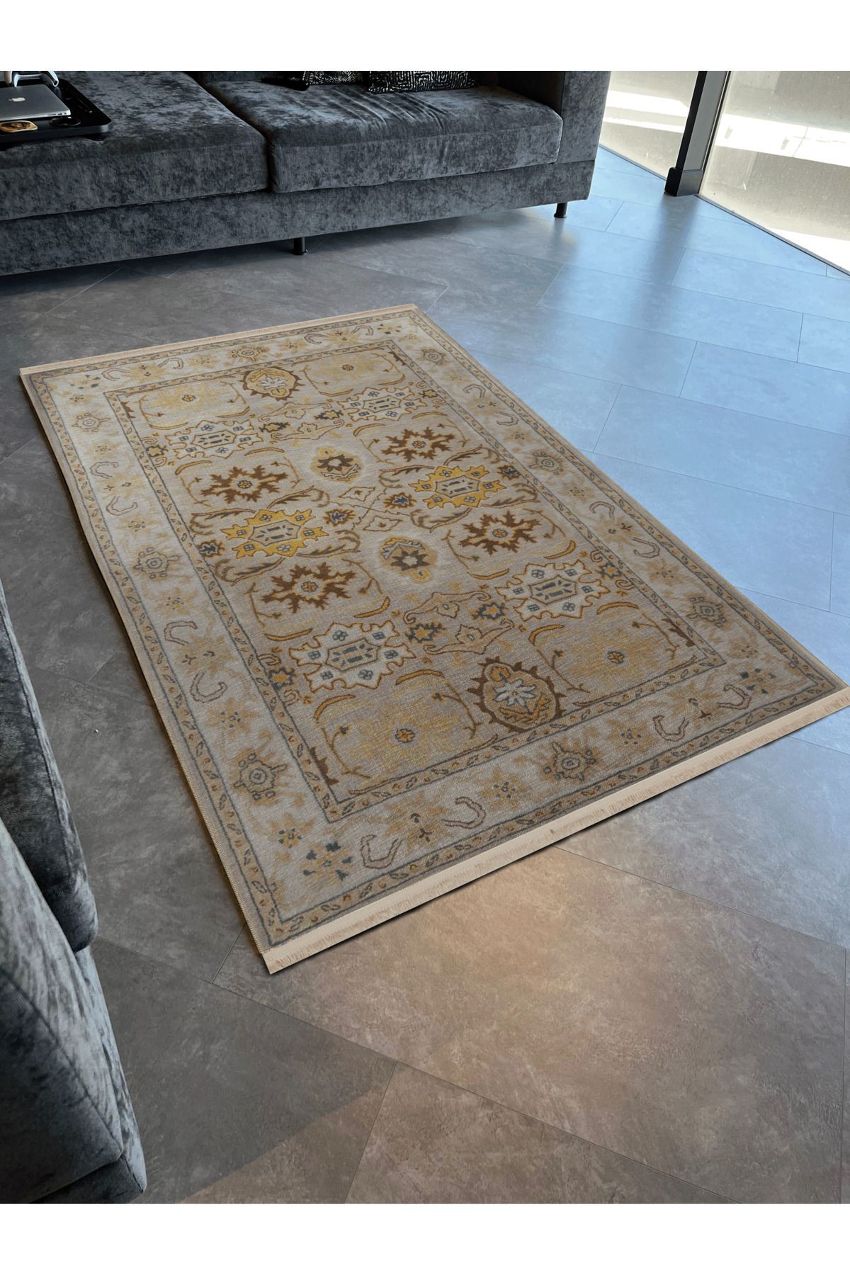 Bej Temalı Geleneksel Motif Etnik Çiçek Desenli Kreatif Vintage Dekoratif Halı 2809