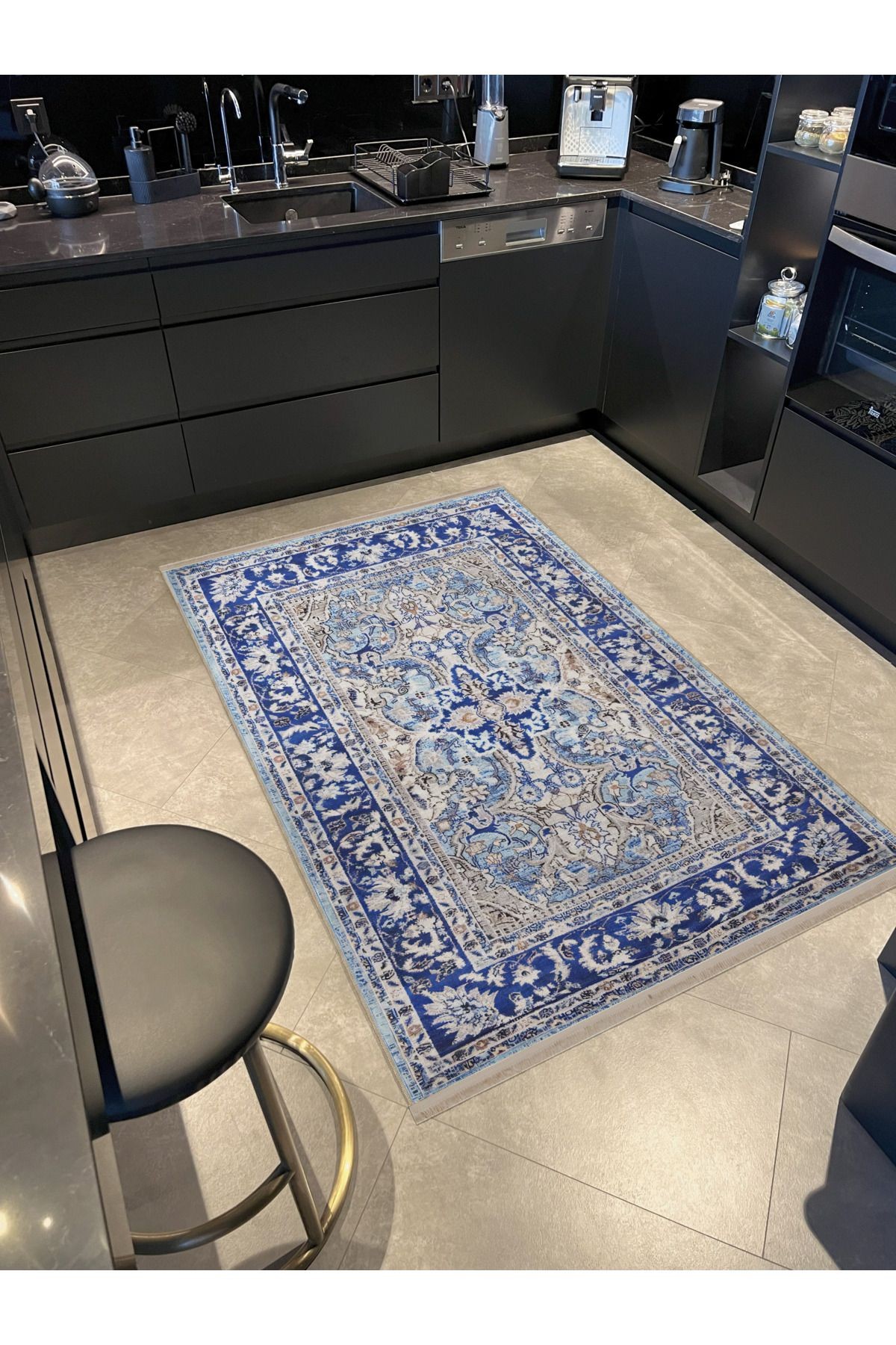 Mavi Temalı Geleneksel Motif Etnik Çiçek Desenli Kreatif Vintage Dekoratif Halı 2576