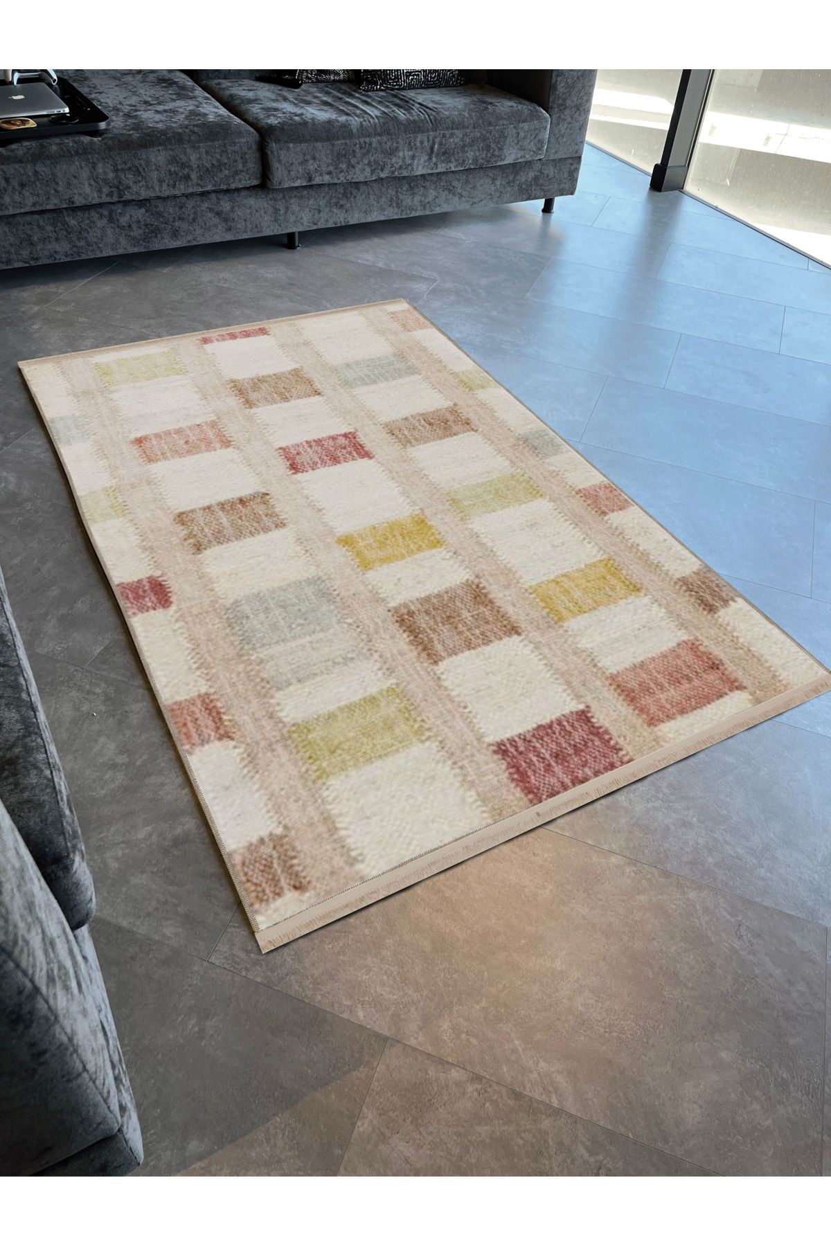 Açık Ton Çok Renkli Geometrik Desenli Saçaklı Vintage Dekoratif Halı 3196