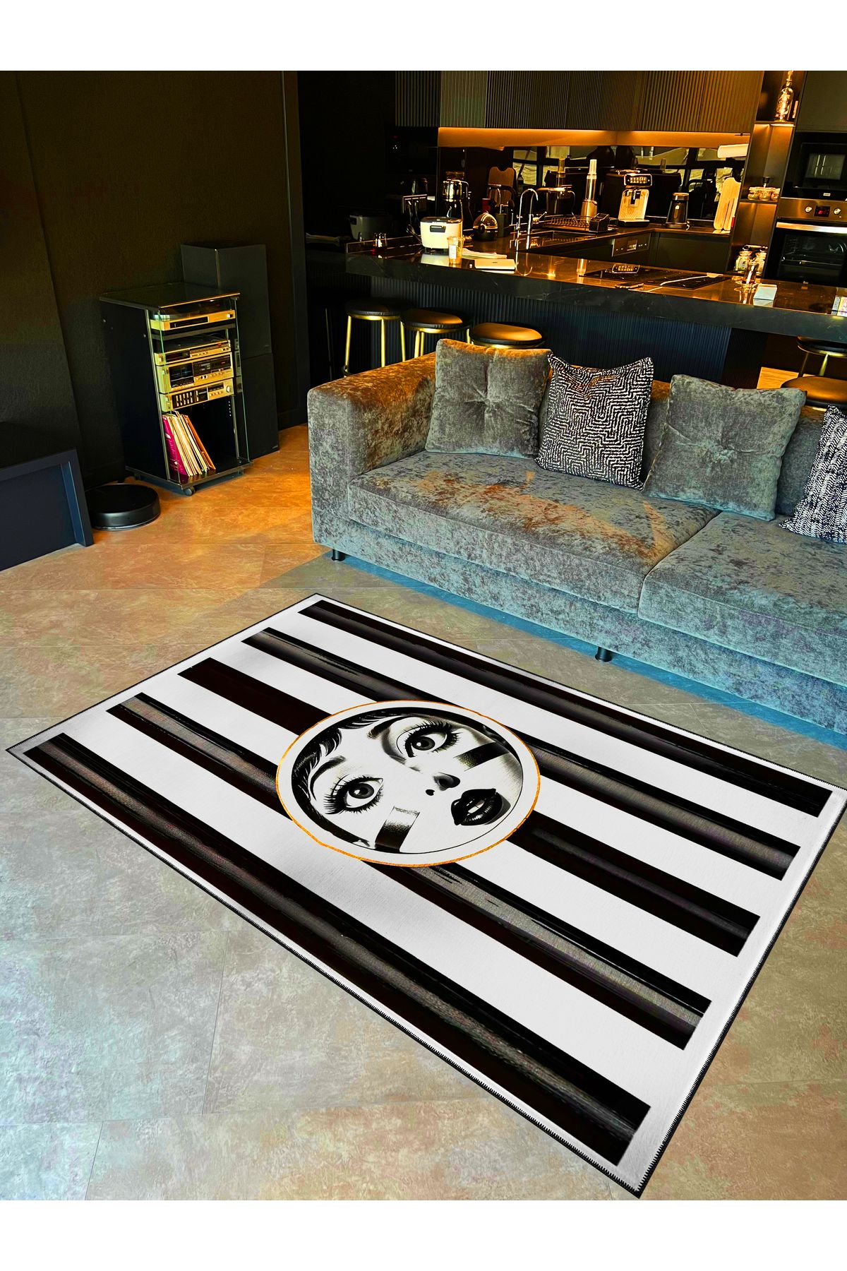 Siyah Beyaz Çizgi Temalı Kadın Yüz Desenli Dokuma Taban Halı ve Yıkanabilir Halı miraface04
