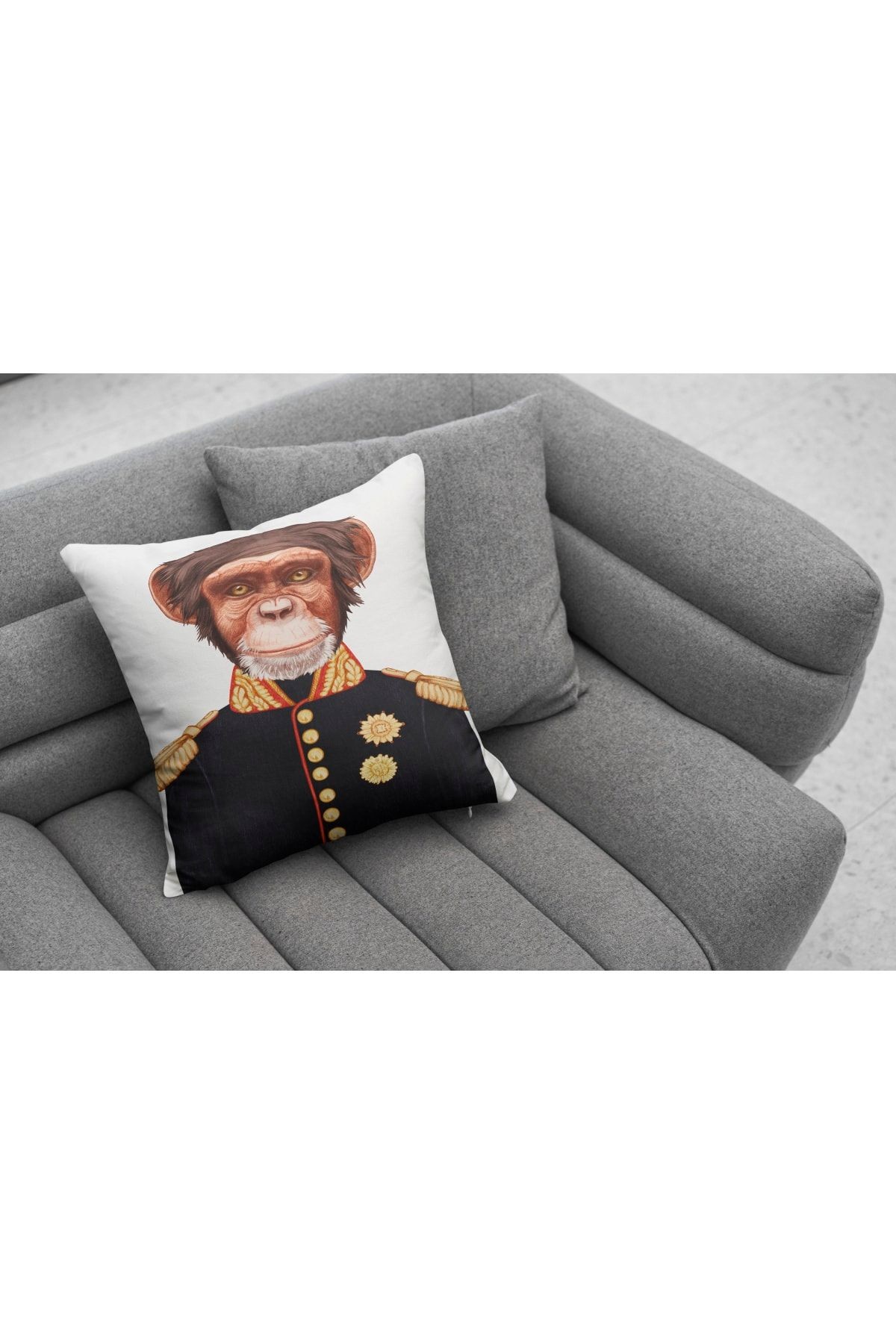 Kırlent 157 General Kıyafetli Maymun Hayvan Temalı Pillow08
