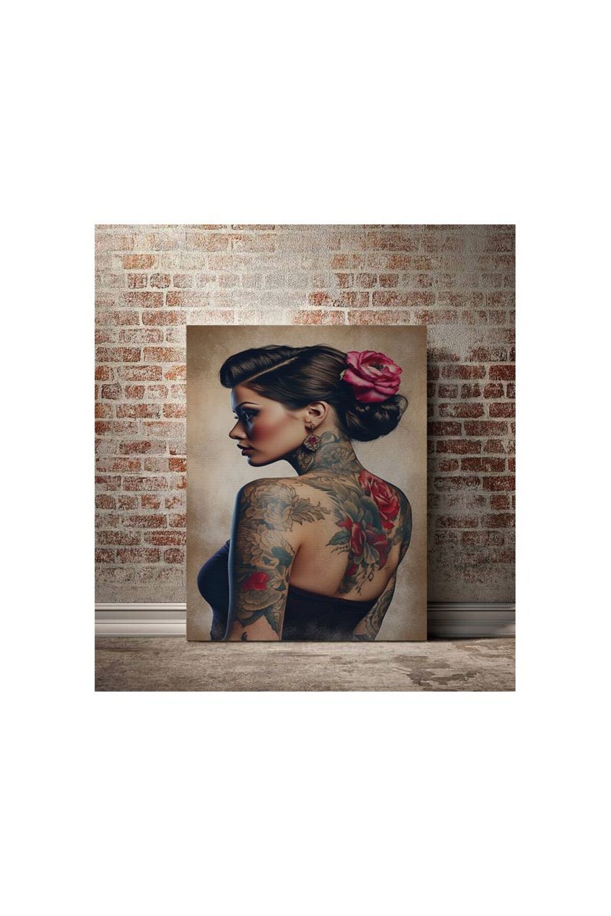 Kanvas Tablo Yan Pozlu Çiçekli Dövmeli Pozlu Kadın Temalı Tablo