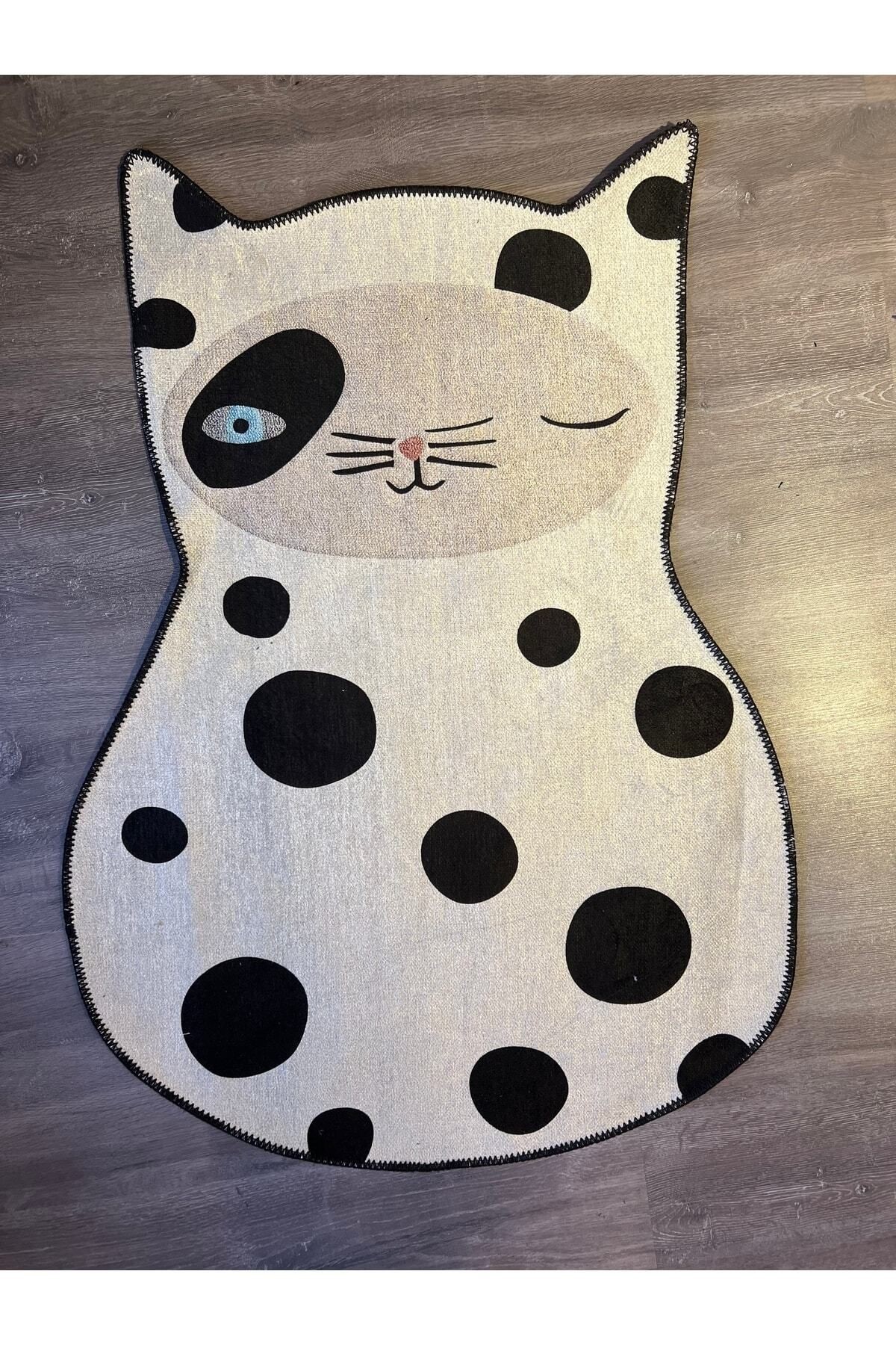 Mira 892 Puantiye Ve Sevimli Kedi Desenli Halı