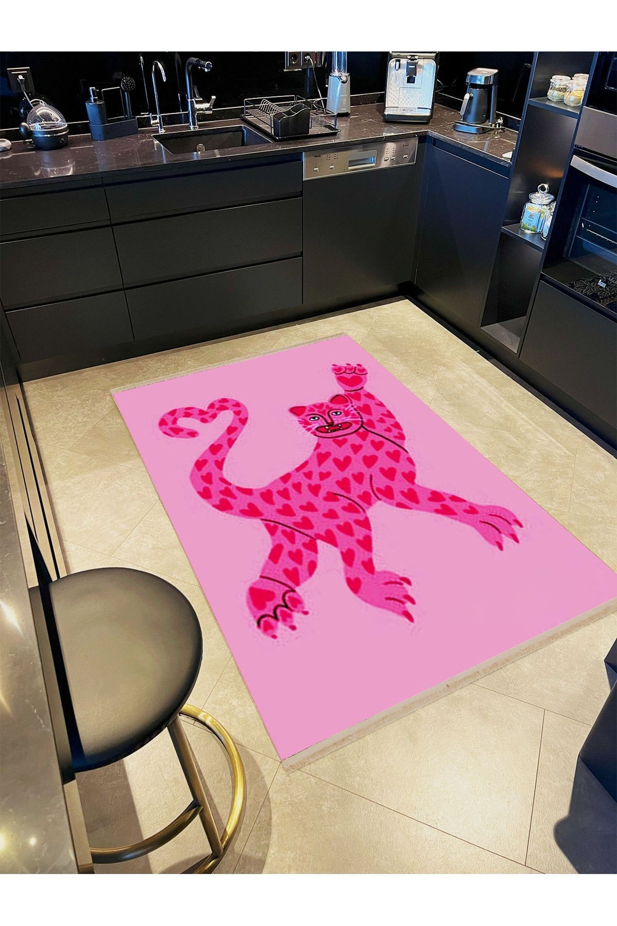Alya Koleksiyonu Pembe Kalp Detaylı Leopar Desenli Dokuma Taban Modern Dekoratif Halı alya10