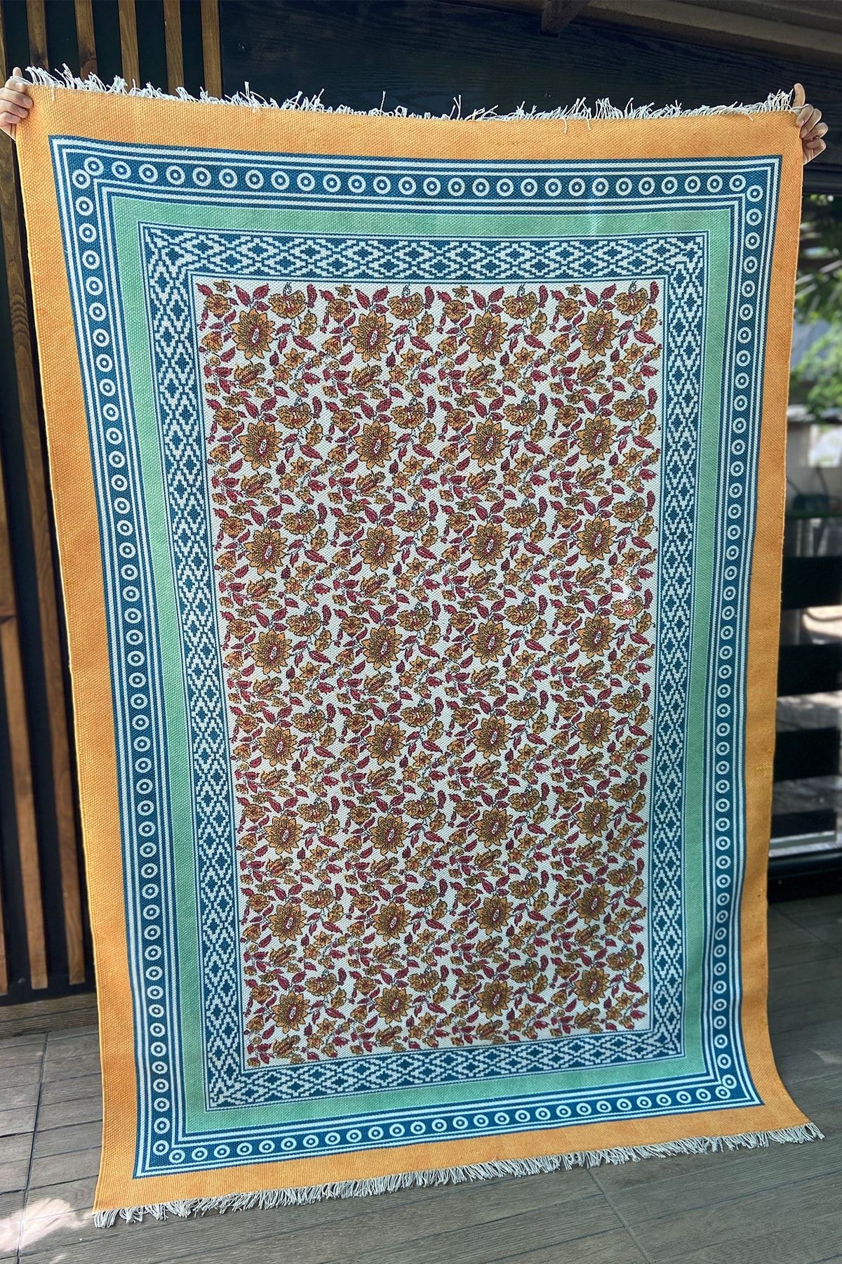 Bahama Çok Renkli Otantik Çiçek Desenli Kilim 302