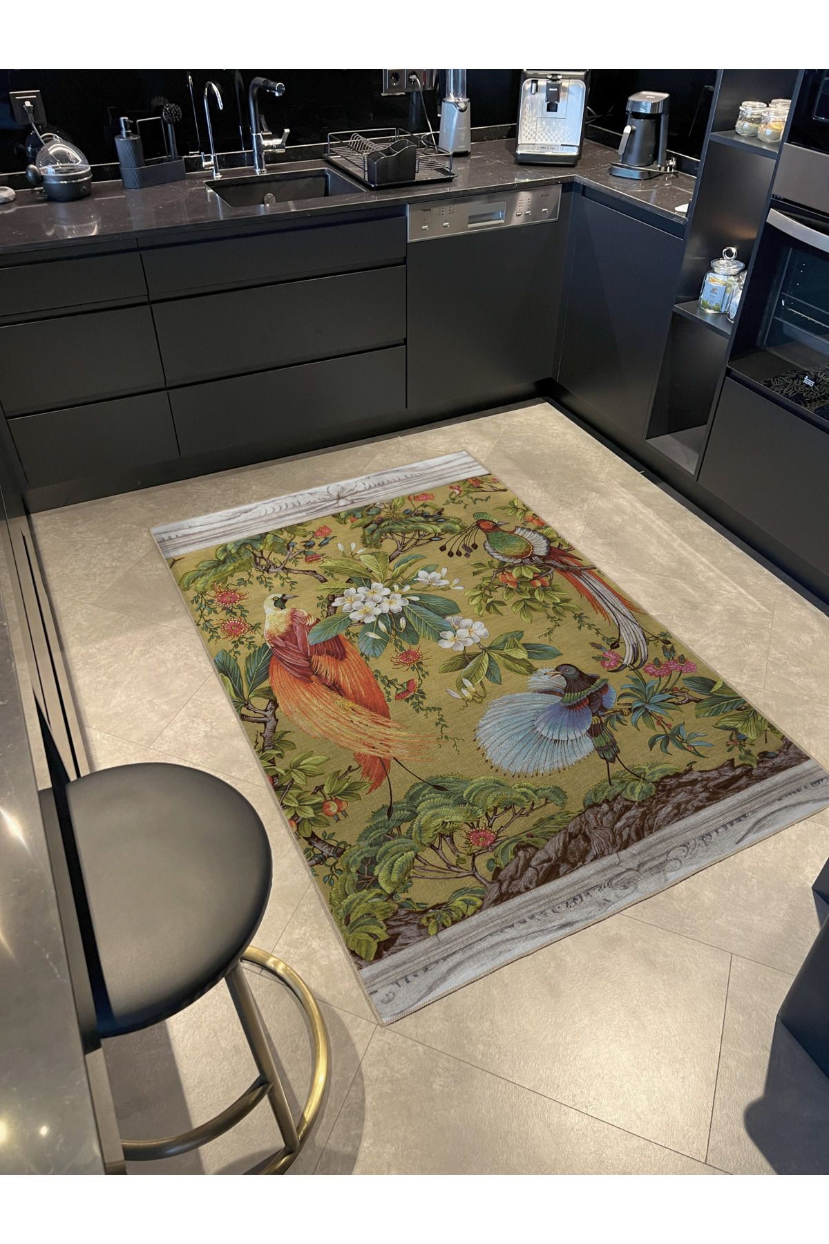 Çok Renkli Orman Temalı Muhabbet Kuşu ve Çiçek Desenli Modern Dekoratif Halı 2745