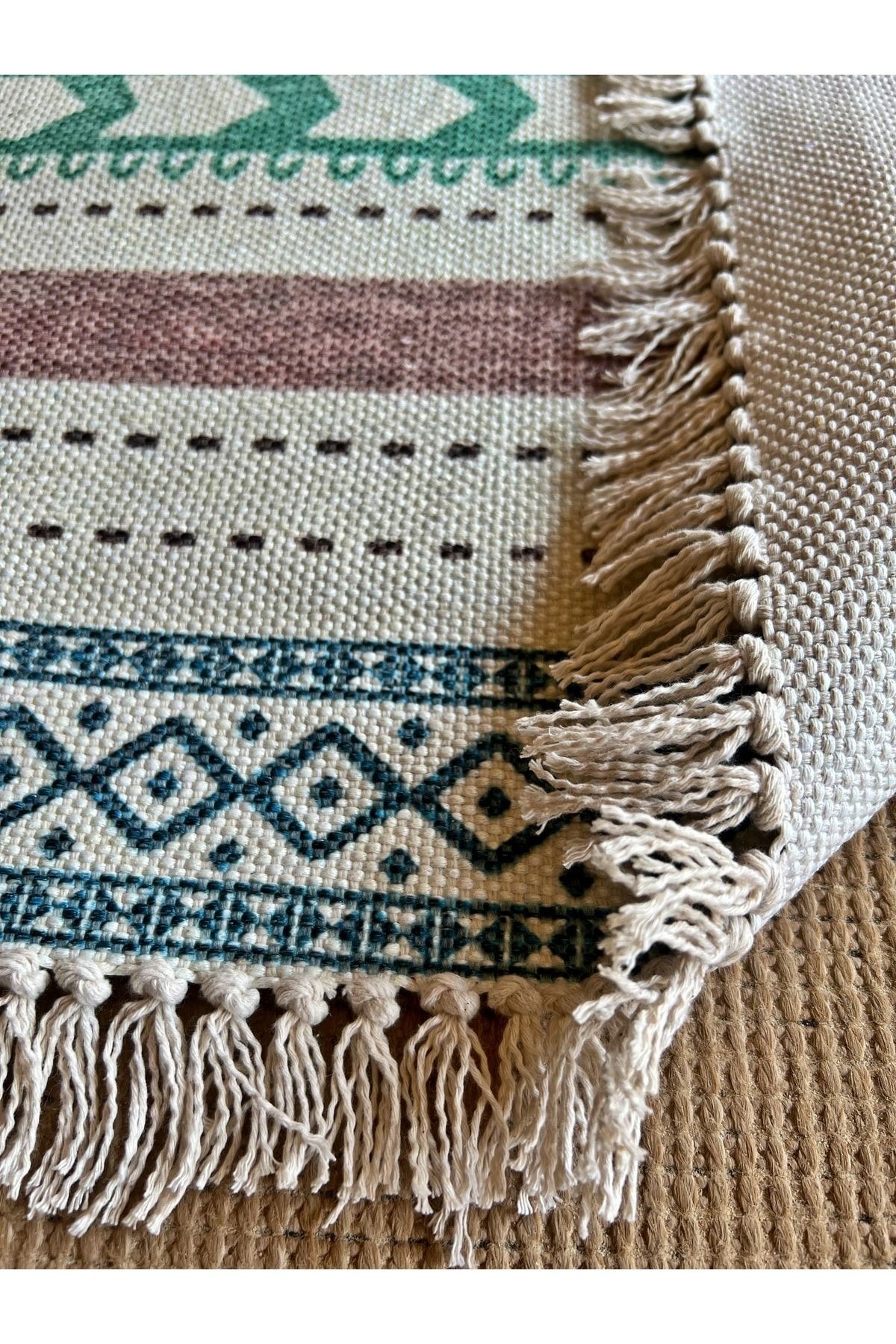 Cotton 556 Etnik Desenli Dokuma Taban Çok Renkli Kilim