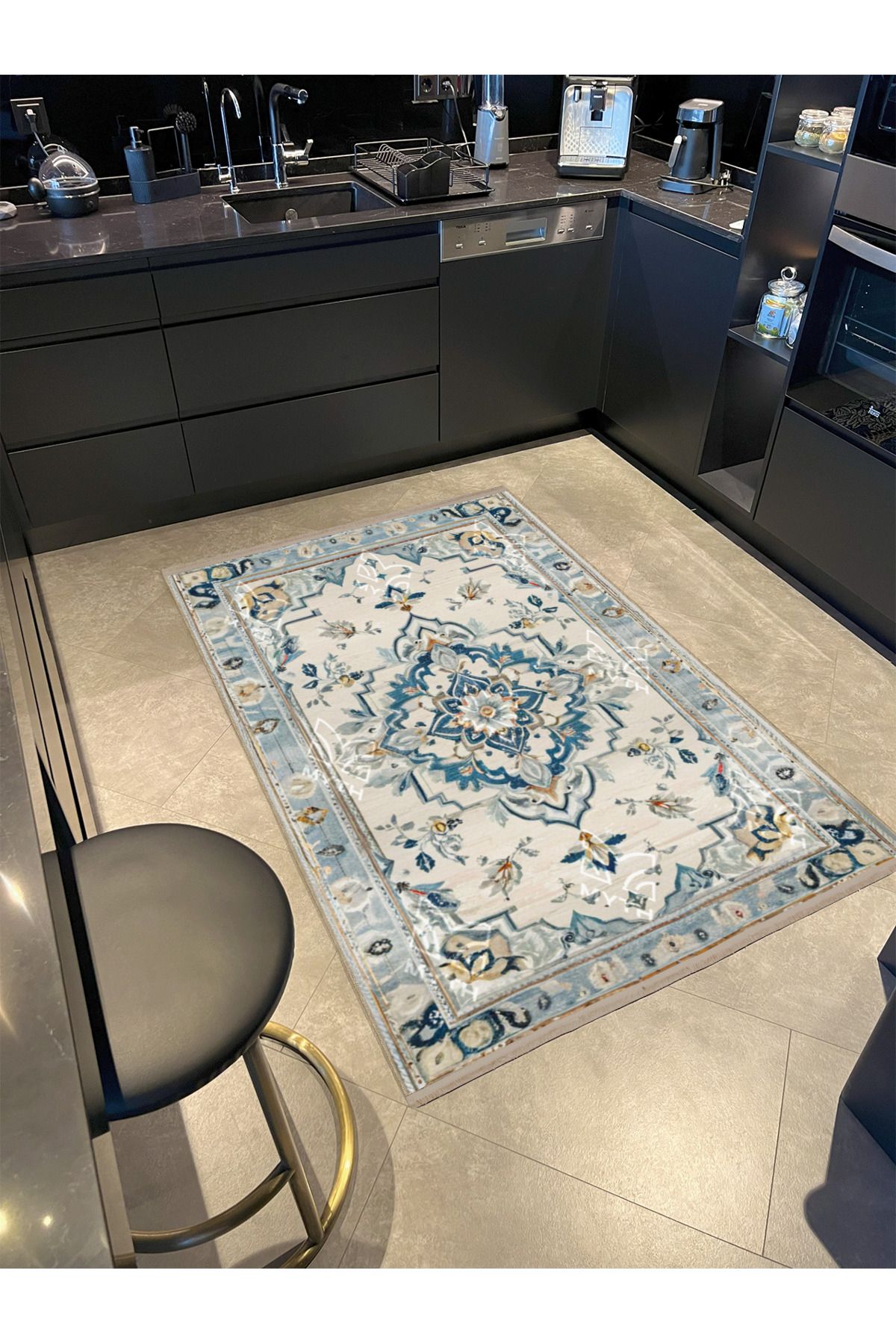 Krem Tonlarda Geleneksel Temalı Dokuma Taban ve Yıkanabilir Halı MYTH3