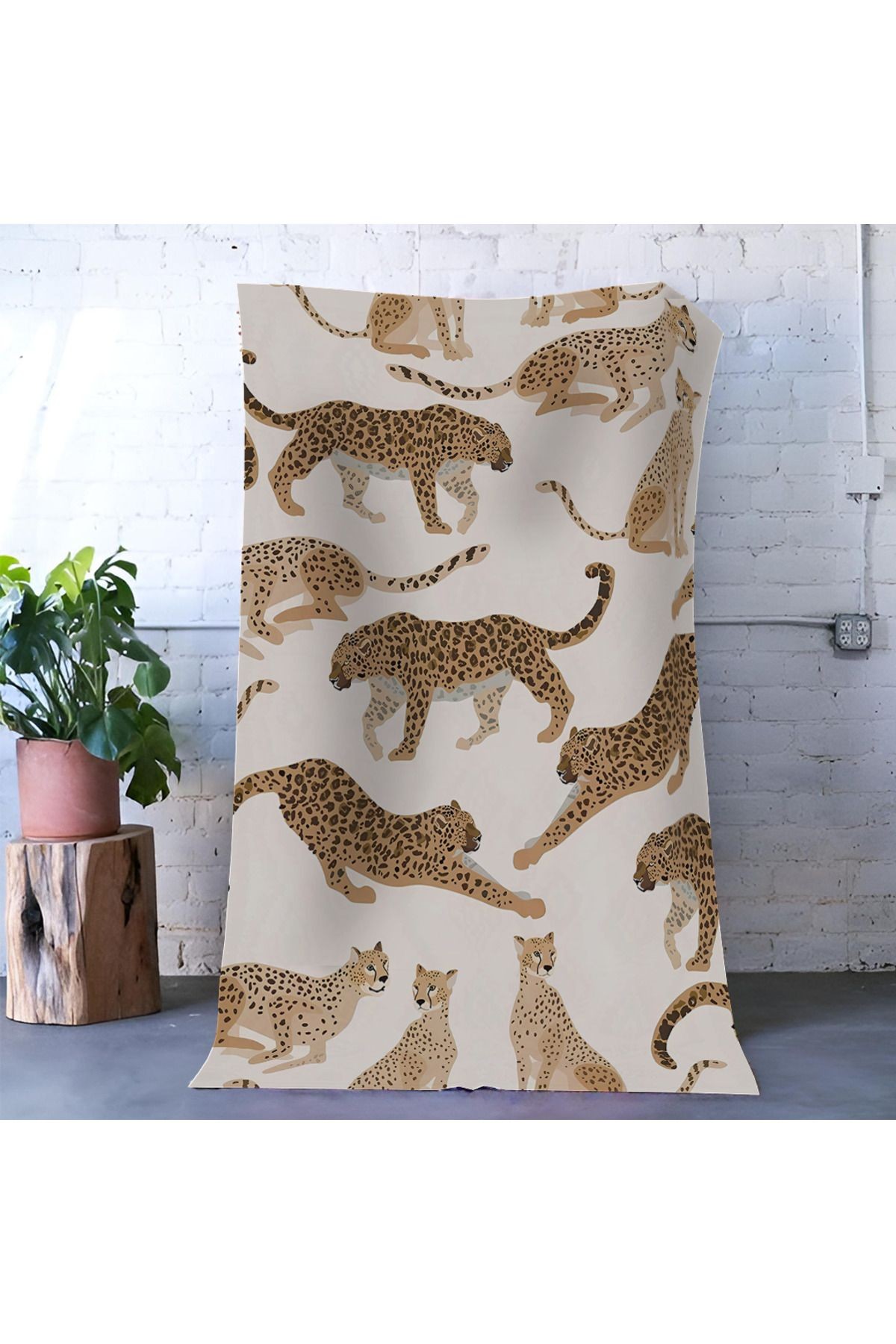 Bej Temalı Leopar Desenli Modern Dekoratif Halı 1657
