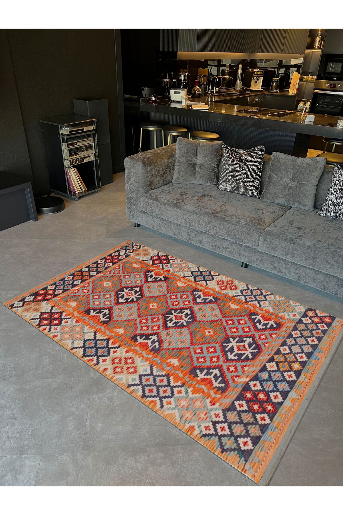 Güney Koleksiyonu Çok Renkli Geleneksel Motifler ve Etnik Desenli Vintage Dekoratif Halı 44