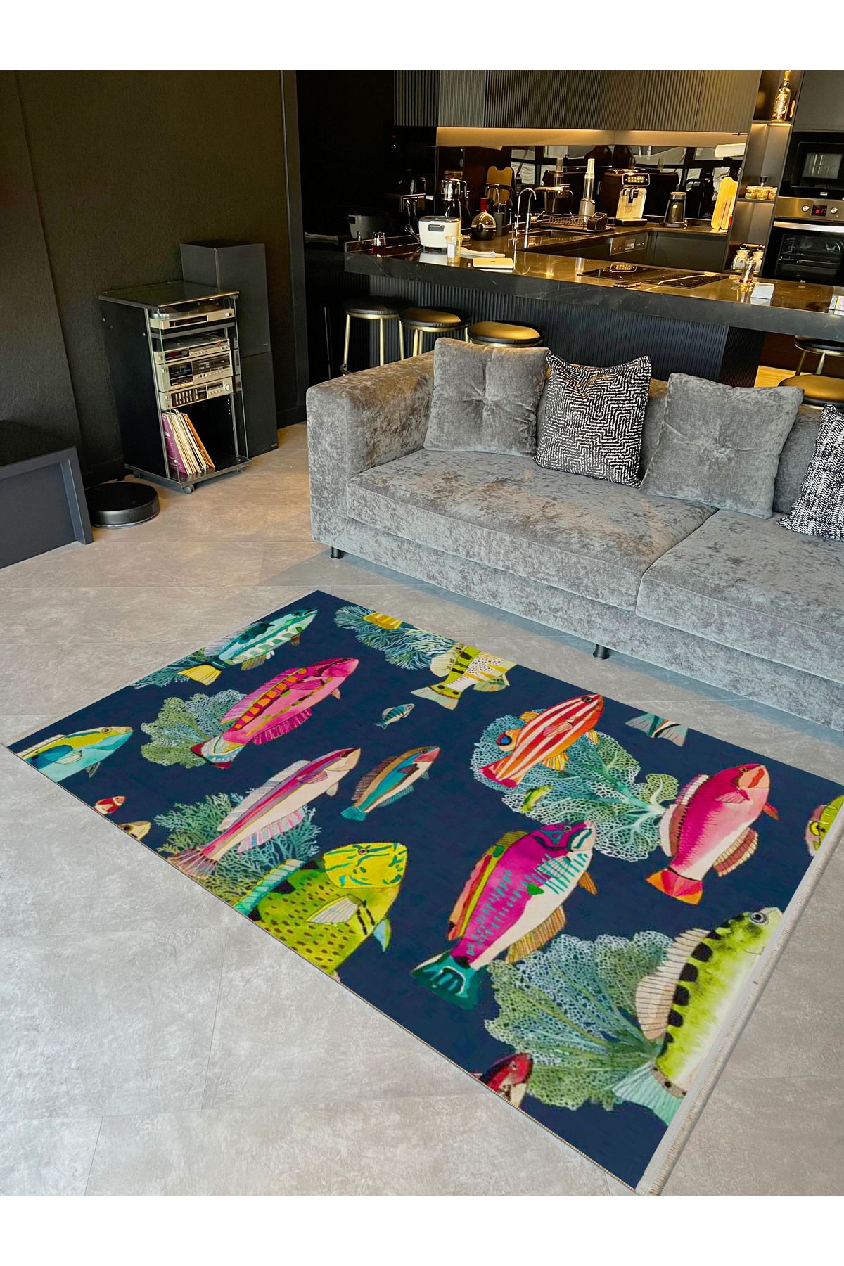 Güney Koleksiyonu Çok Renkli Soyut Balık Figürleri Desenli Modern Dekoratif Halı 07