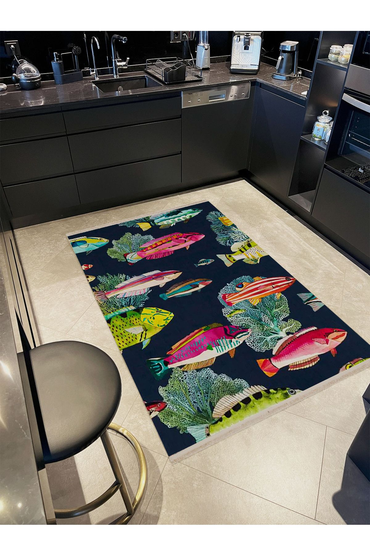 Güney Koleksiyonu Çok Renkli Soyut Balık Figürleri Desenli Modern Dekoratif Halı 07