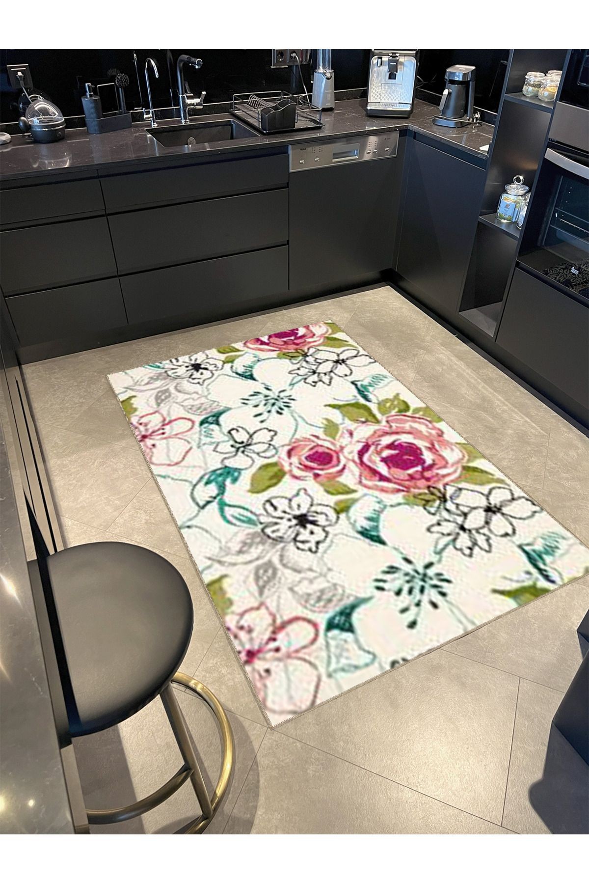 Bej Temalı Sarmaşık Çiçek ve Gül Desenli Modern Dekoratif Halı 5036