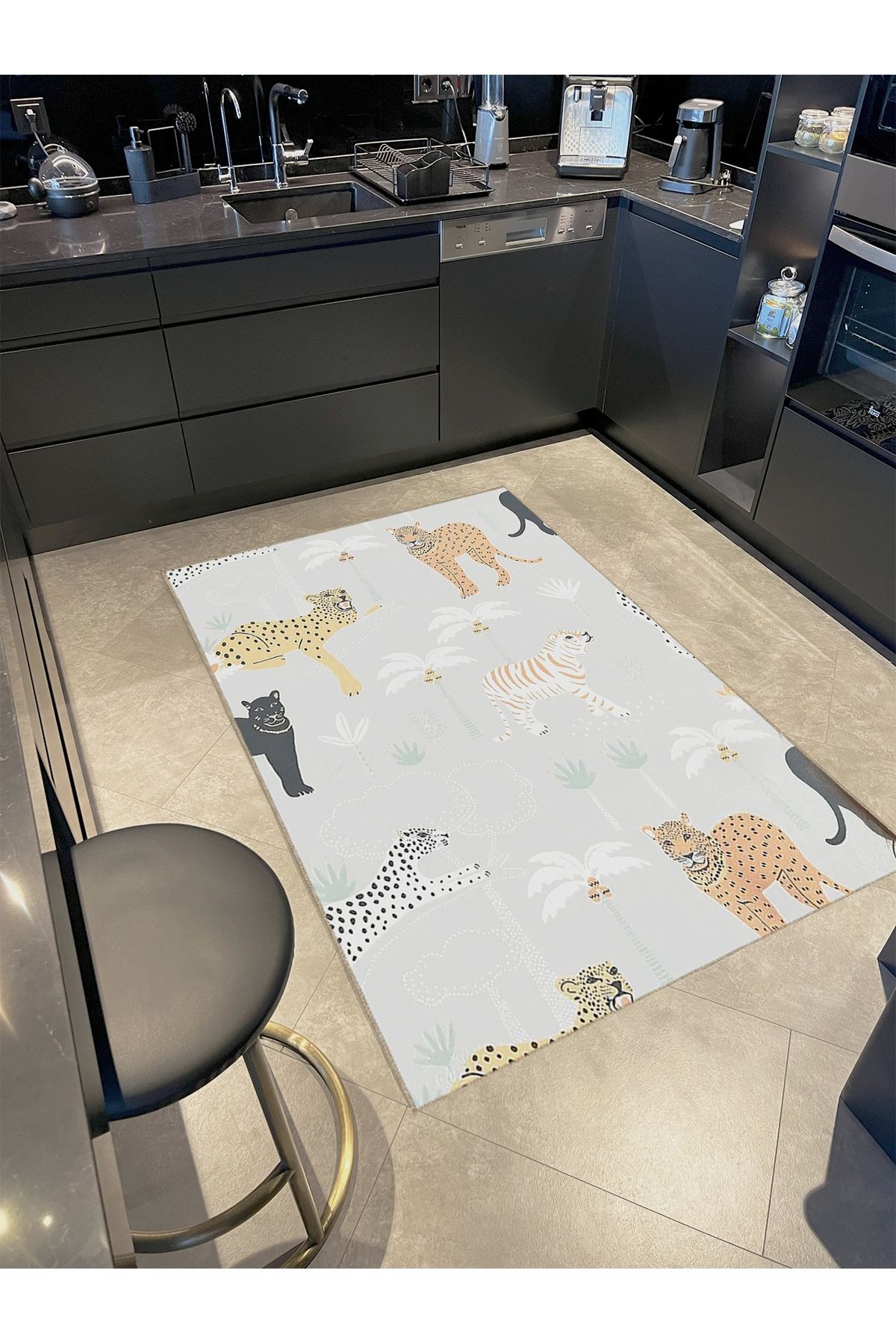 Semih Koleksiyonu Gri Tema Leopar Panter ve Ağaç Desenli Dokuma Taban Modern Dekoratif Halı 44