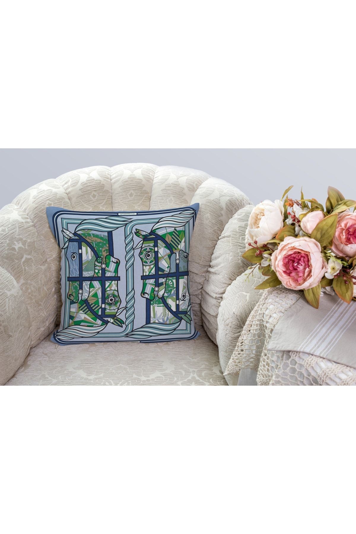 Kırlent Açık Mavi Yeşil Atlar Temalı Pillow47