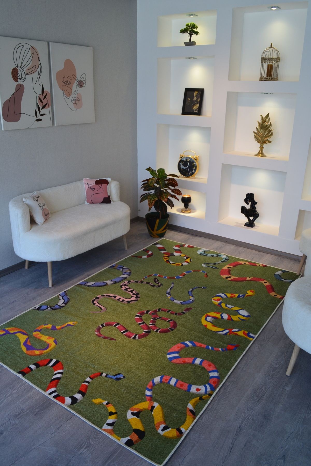 Opal Yeşil Temalı Çok Renkli Yılanlar Desenli Dokuma Taban Modern Dekoratif Halı opal01