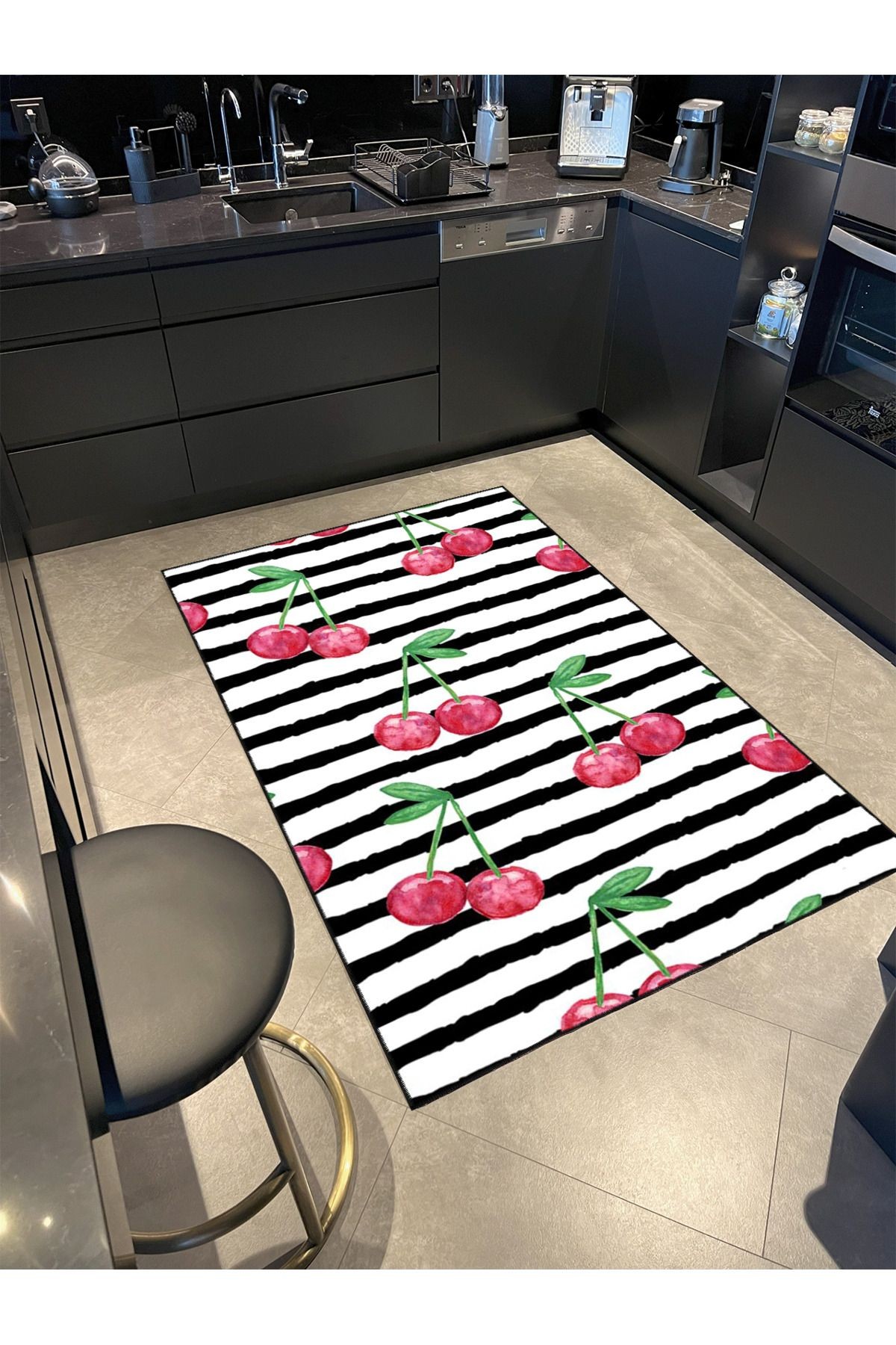 Kiraz Meyve Siyaz Beyaz Geometrik Modern Çiçekli Çizgili Dekoratif Halı miravip1118