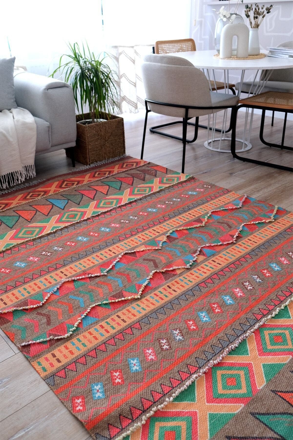 Rustik Multy 4006 Çok Renkli Ponpon Detaylı Dokuma Kilim