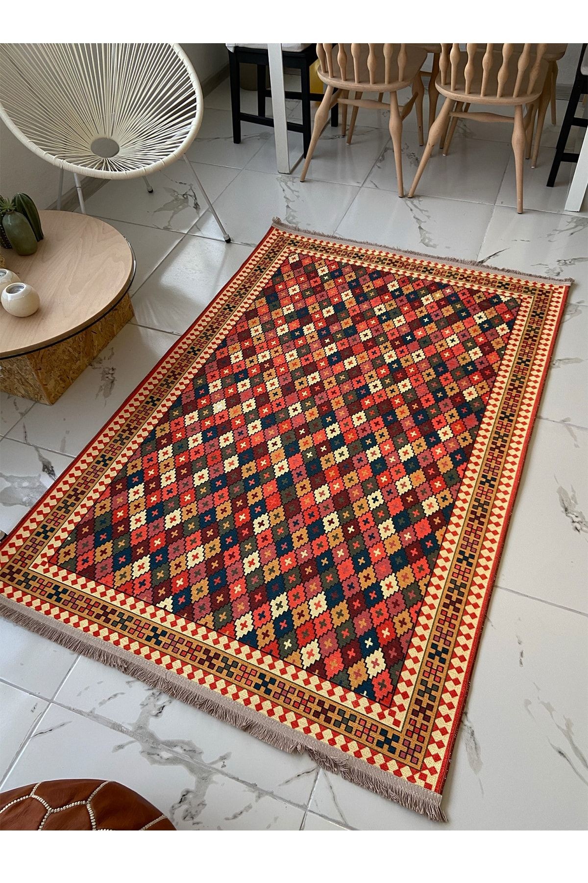 Kiremit Geometrik Desen Halı