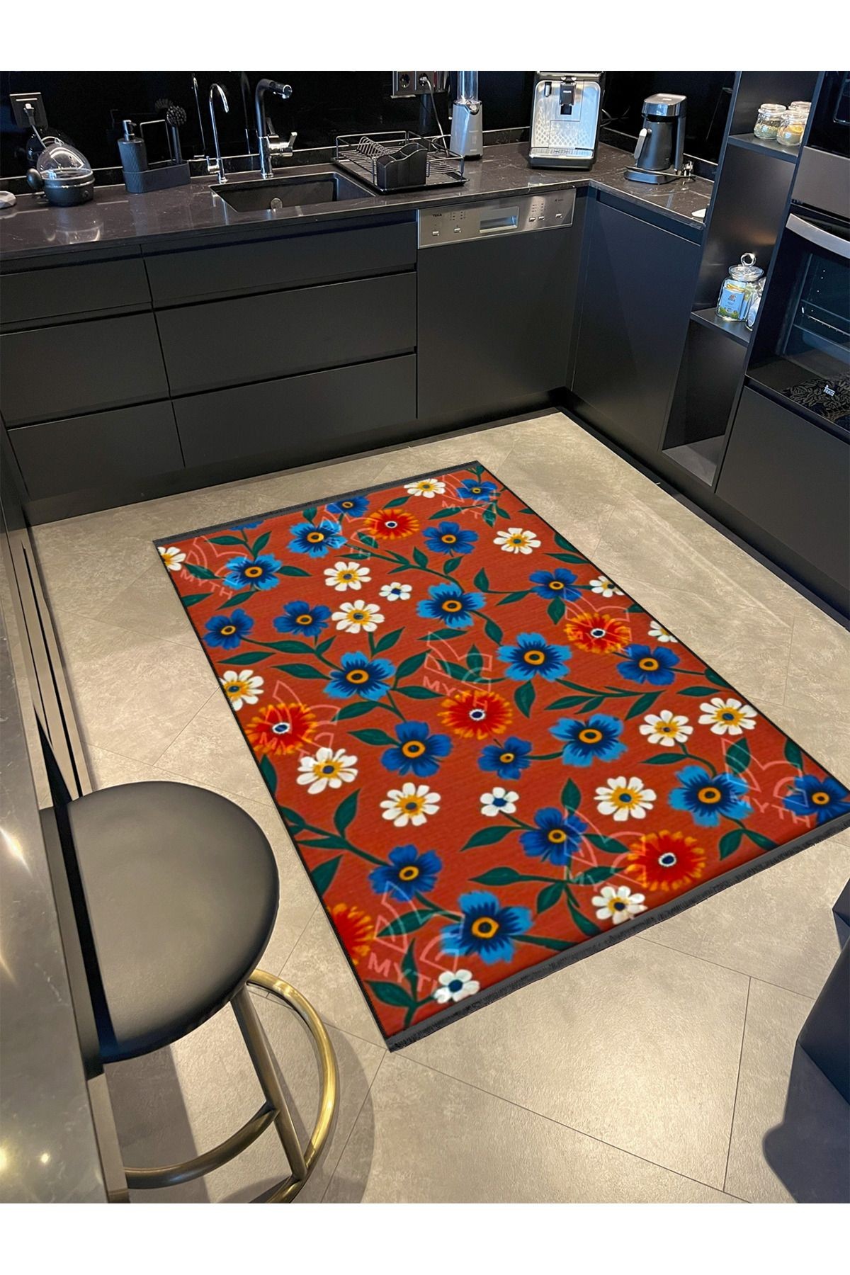Kırmızı Floral Botanik Desenli Dokuma Taban ve Yıkanabilir Halı MYTH47