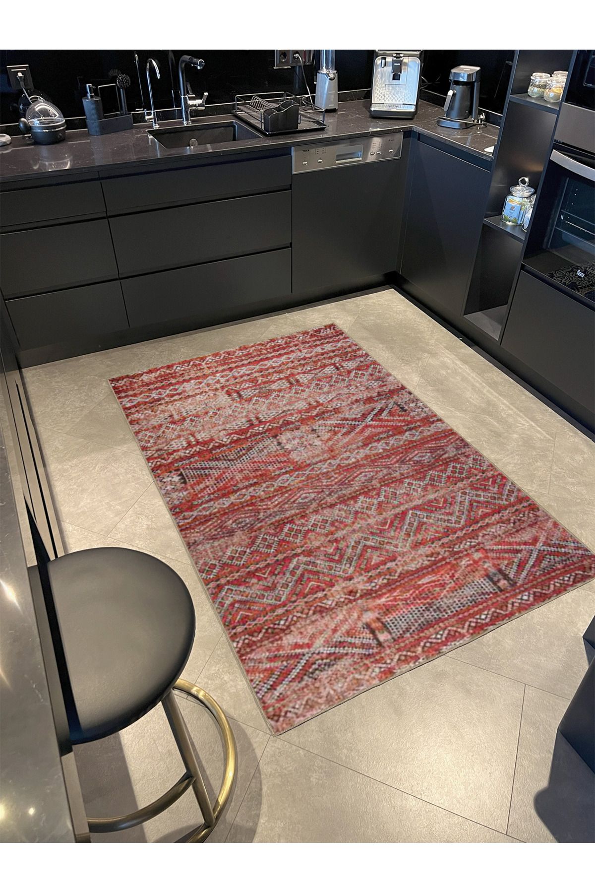 Kırmızı Renkli Çizgili Gelenksel Geometrik Dokuma Taban Halı miravip494