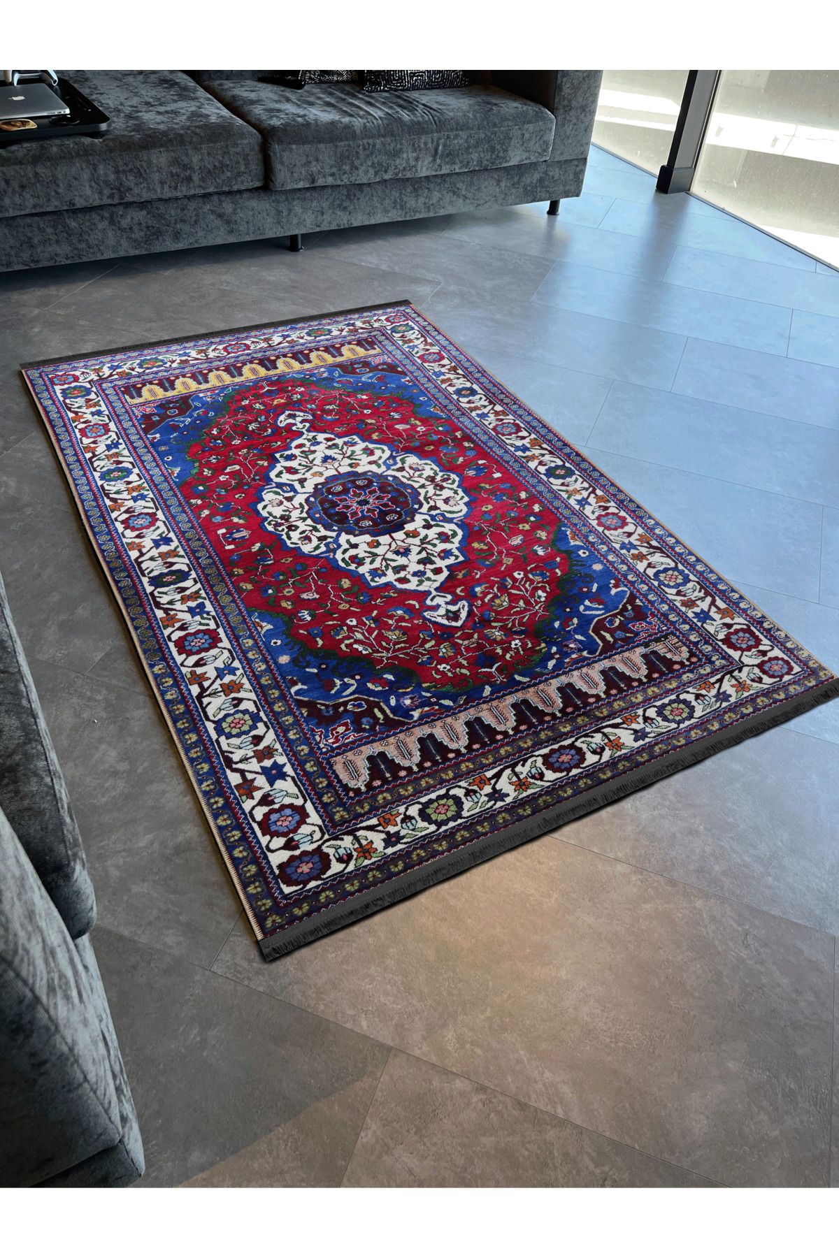 Lacivert Kırmızı Temalı Geleneksel Motif Etnik Desenli Kreatif Vintage Dekoratif Halı 2458