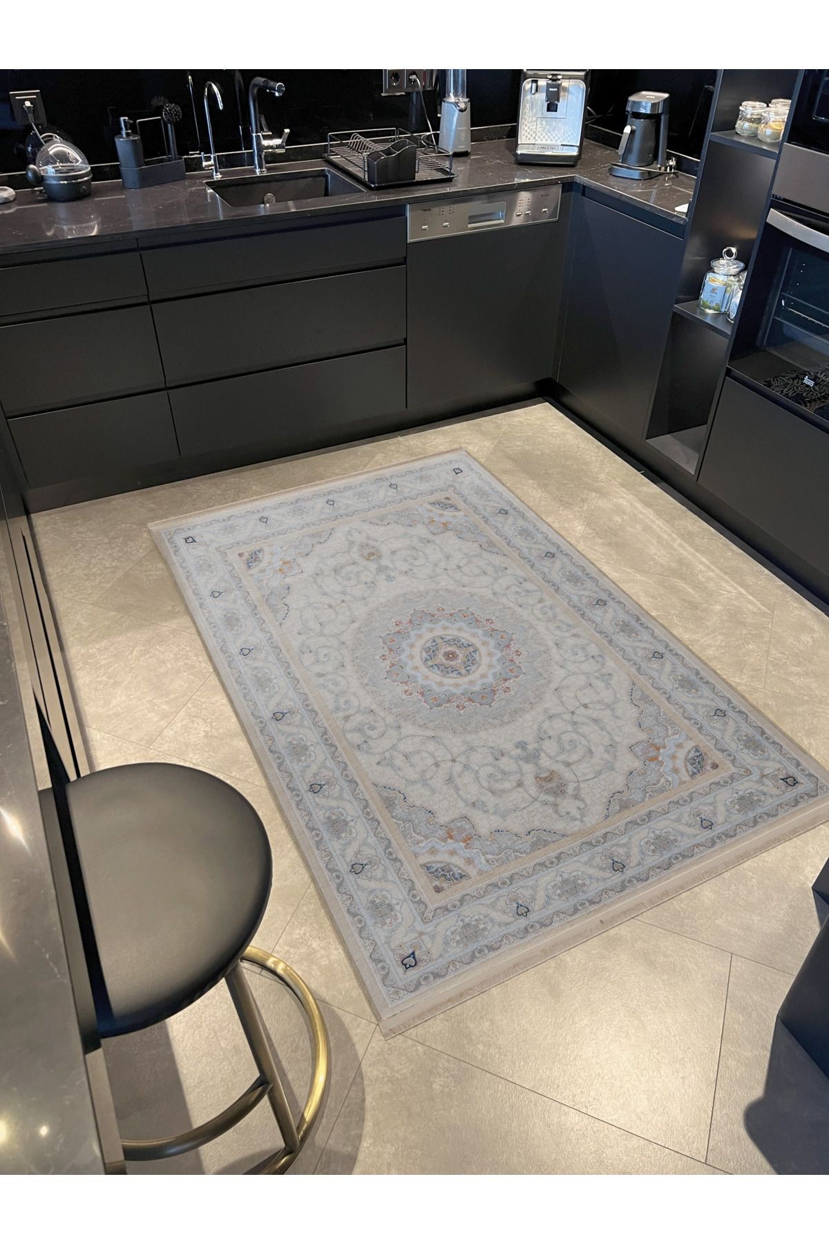 Gri Bej Temalı Geleneksel Motif Etnik Çiçek Desenli Kreatif Vintage Dekoratif Halı 2436