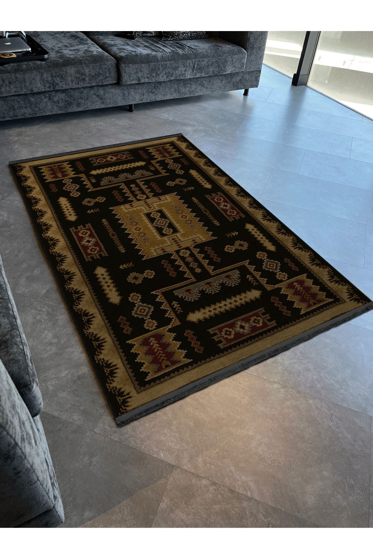 Bej Siyah Temalı Geleneksel Motif Etnik Desenli Saçaklı Vintage Dekoratif Halı 3075