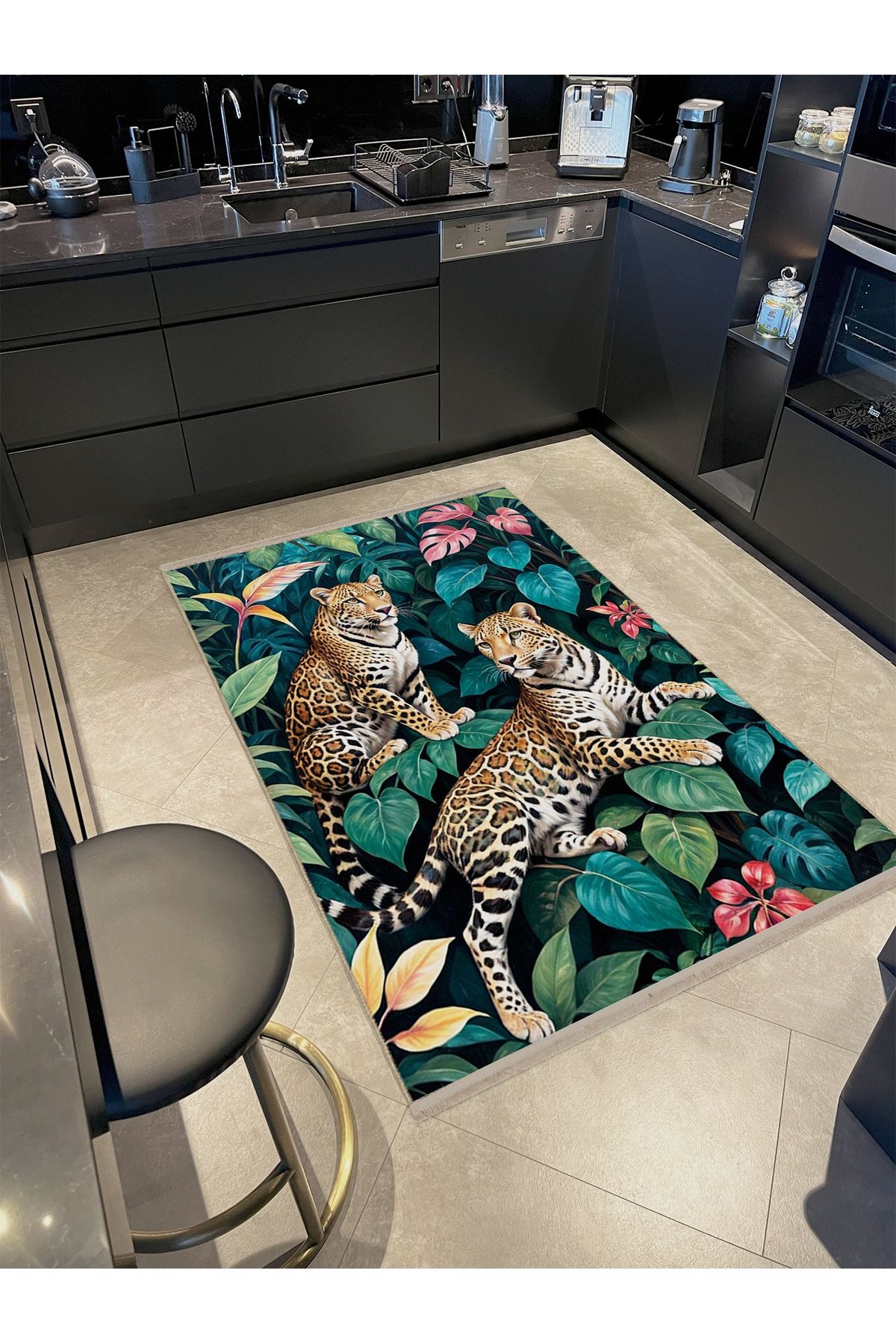 Semih Koleksiyonu Ağaç Yapraklarının Arasındaki Leopar Desenli Dokuma Taban Modern Dekoratif Halı 19