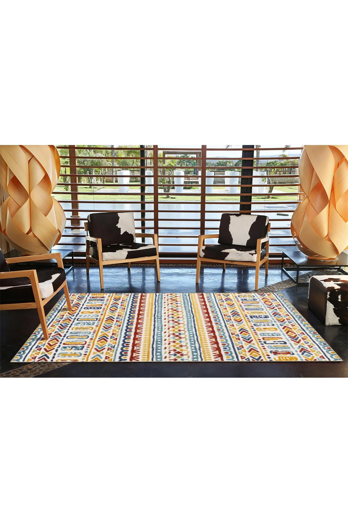 Üçgenli Kırmızı Kremli Geometrik Çizgili Desenli Dekoratif Yıkanabilir Halı miravip8411