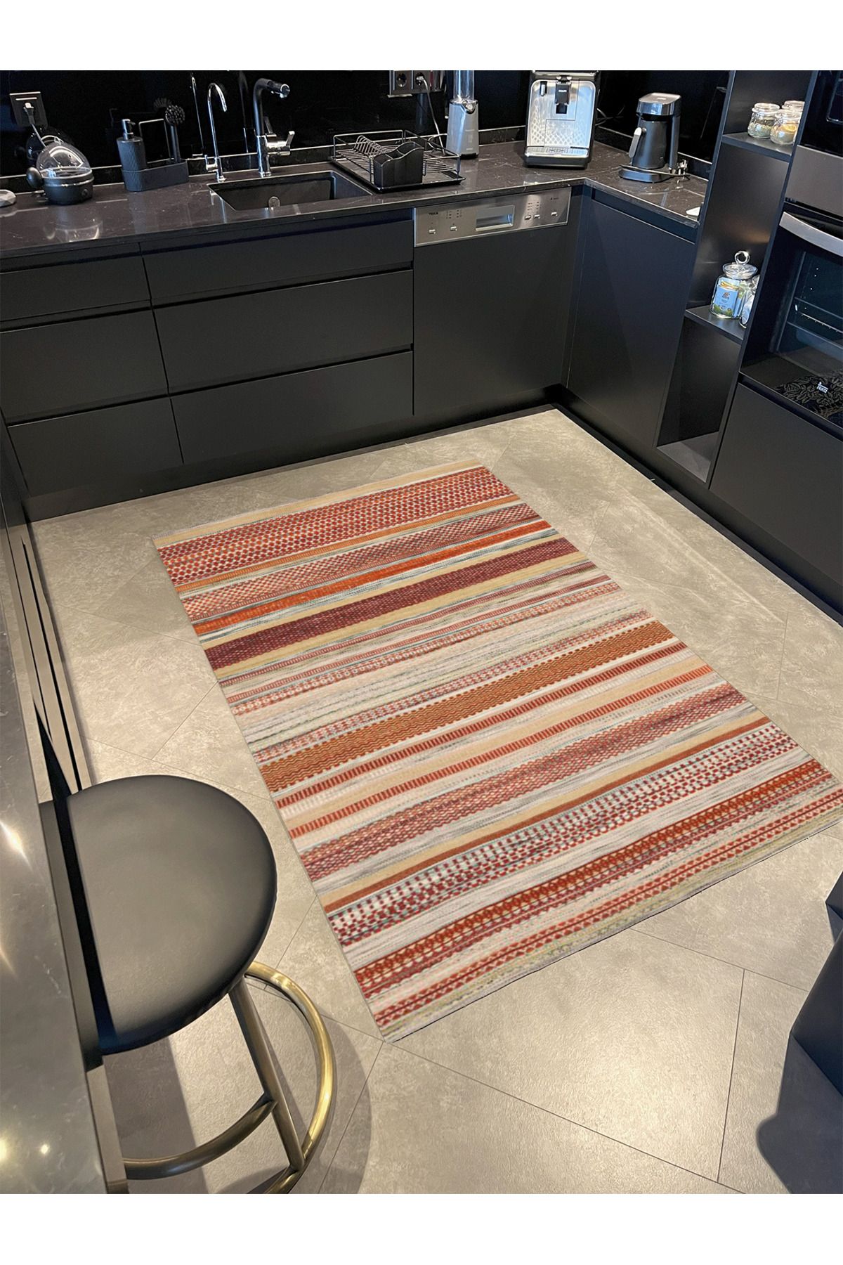 Kahverengi Tonlarda Çizgi Çizgi Renkli Desenli Dokuma Taban Halı 4022