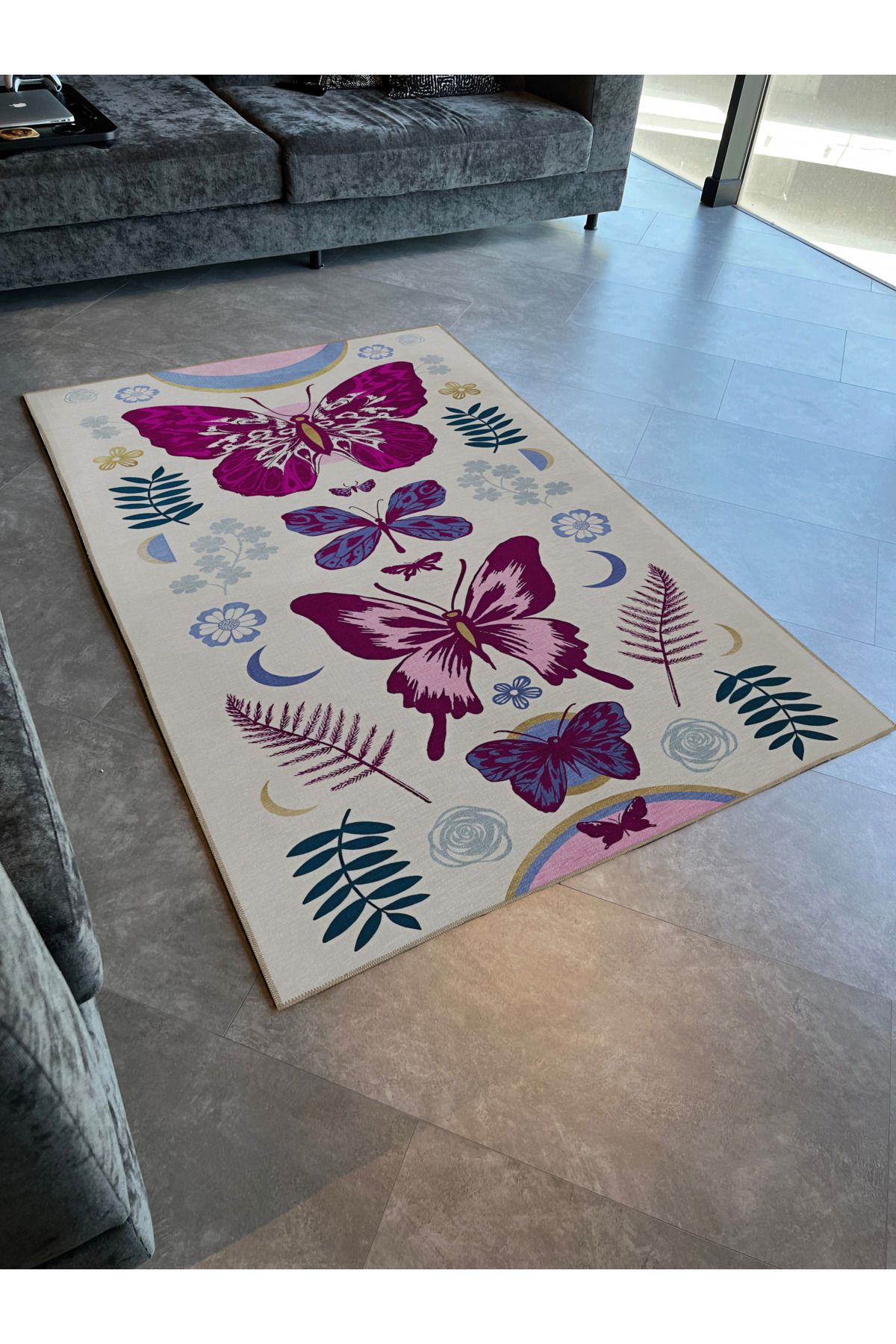 Mor Bej Temalı Kelebek ve Çiçek Desenli Kreatif Modern Dekoratif Halı 2283