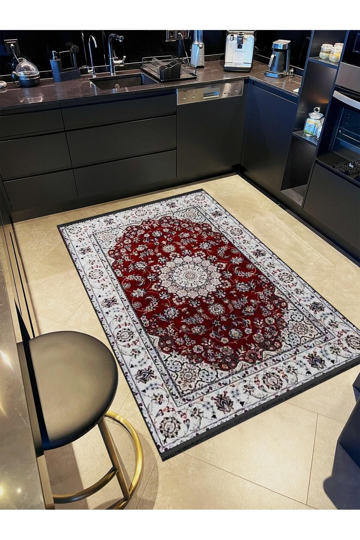 Karabağ Serisi Beyaz Desenli Bordür Detaylı Bordo Dokuma Taban Dekoratif Halı karabag18