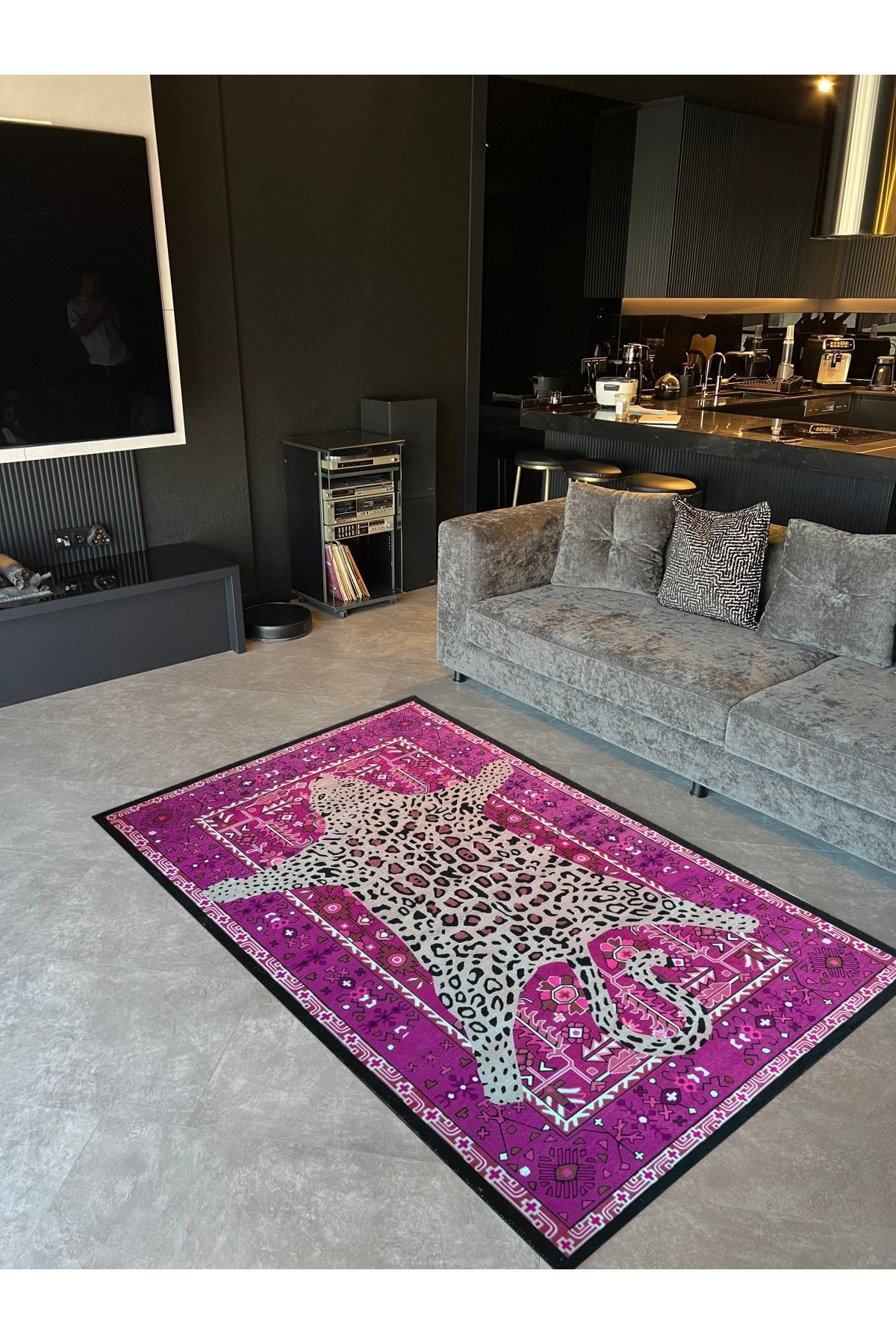 Leopar Fuşya Çok Renkli Vintage Tema Dokuma Taban Halı Mira 1305