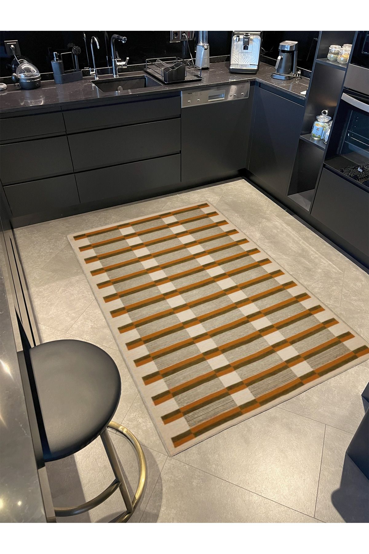 Kalın Çizgili Kahverenginde Geometrik Dokuma Taban Halı 4180