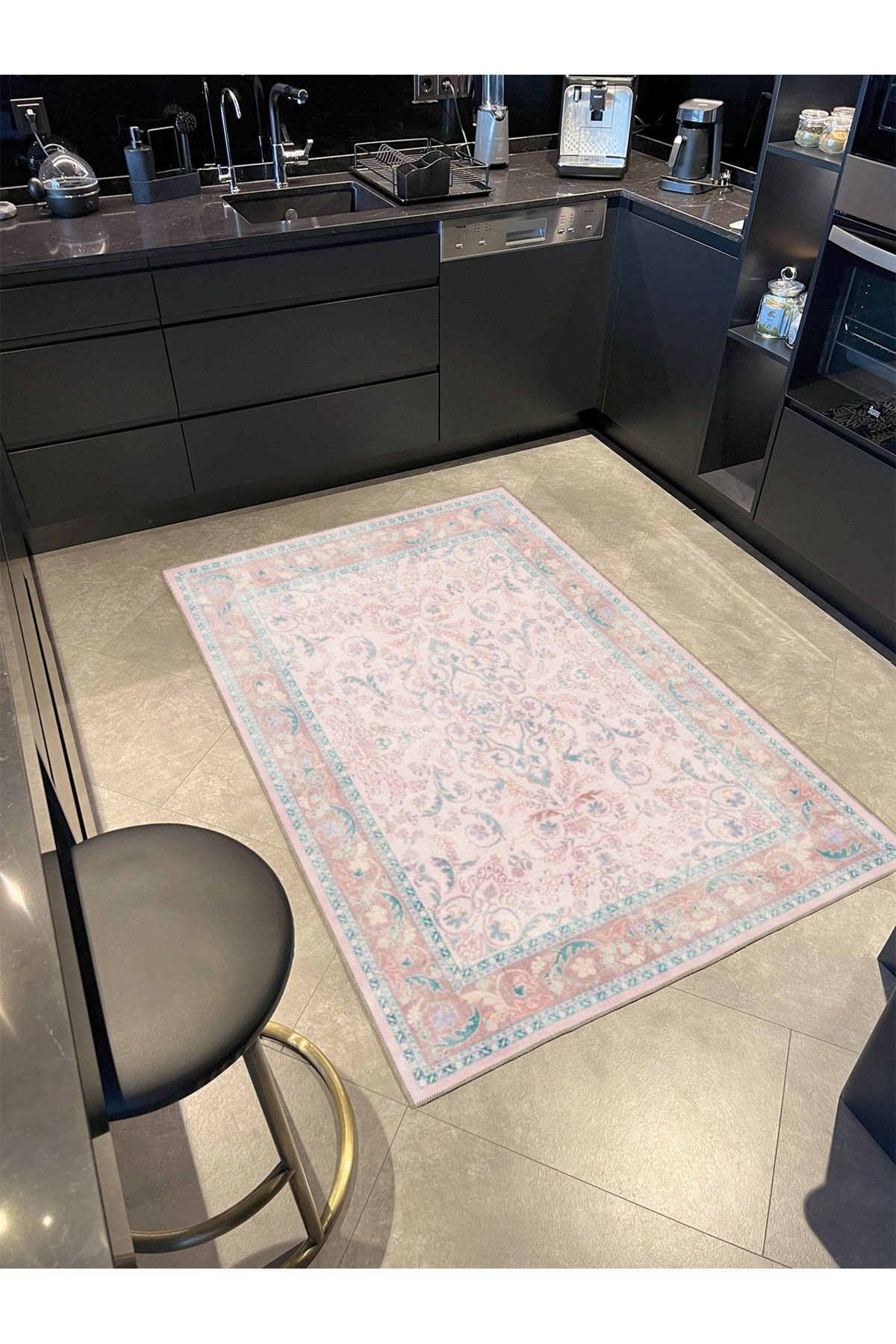 Modern Açık Pembe Geleneksel Desenli Yıkanabilir Dekoratif Halı miravip8046