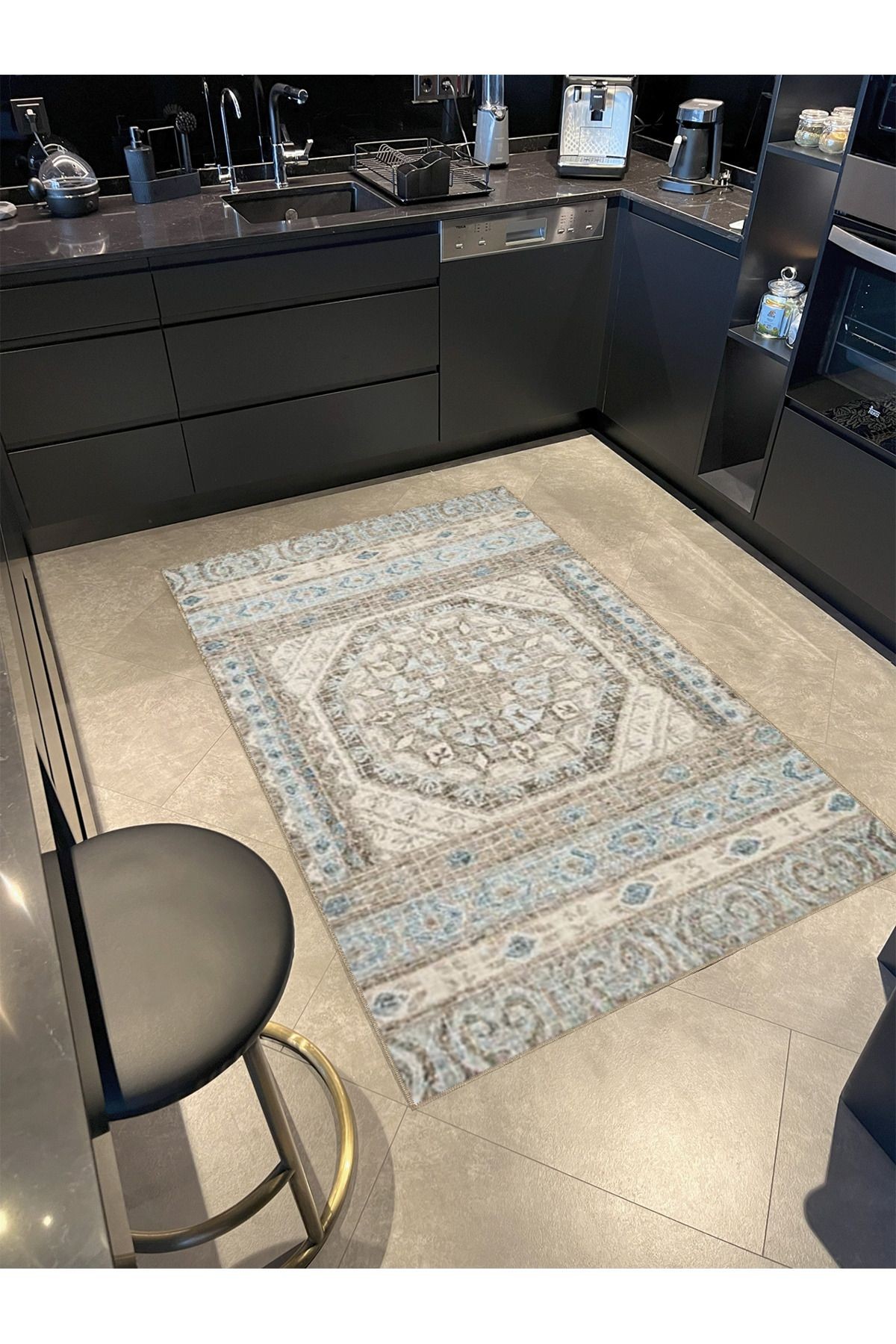 Açık Mavi ve Kahve Temalı Geleneksel Motif Etnik Desenli Vintage Dekoratif Halı 5014