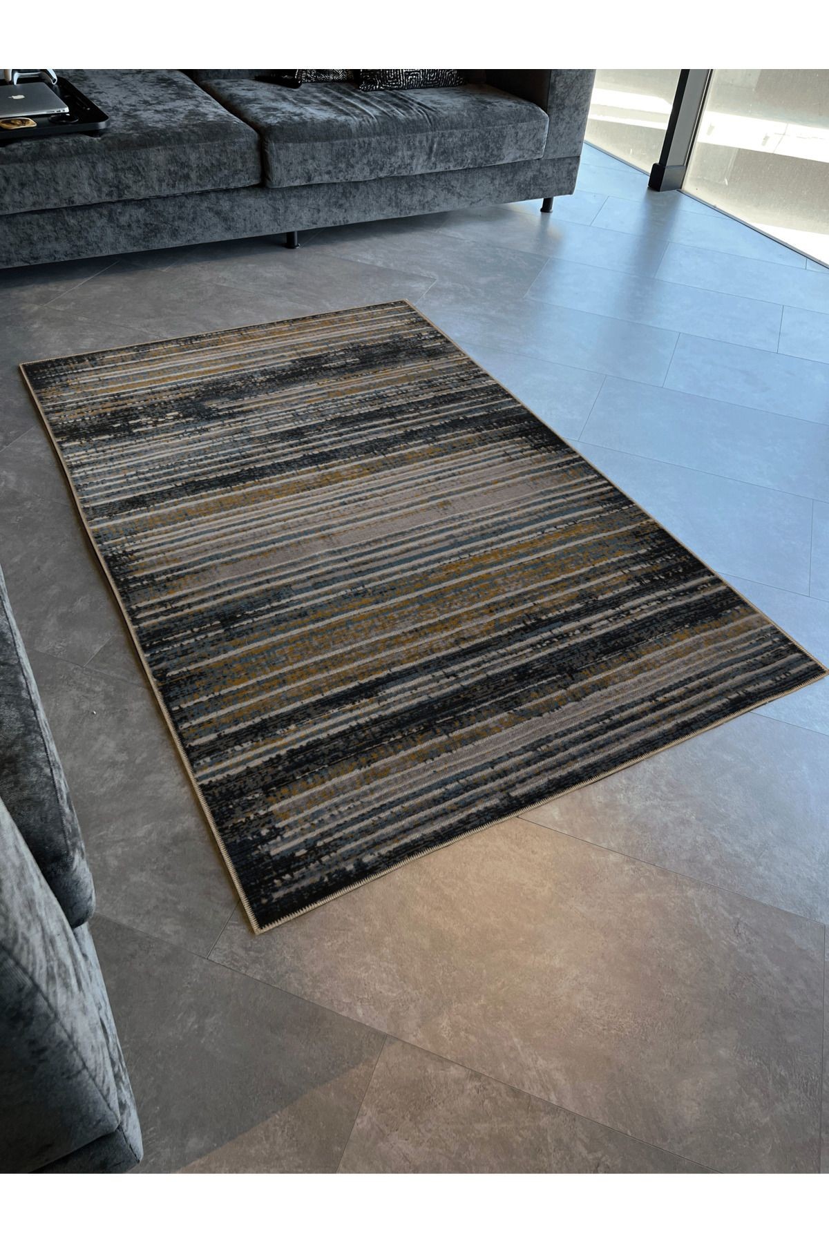 Çok Renkli Şerit Çizgi Soyut Desenli Modern Dekoratif Halı 3040