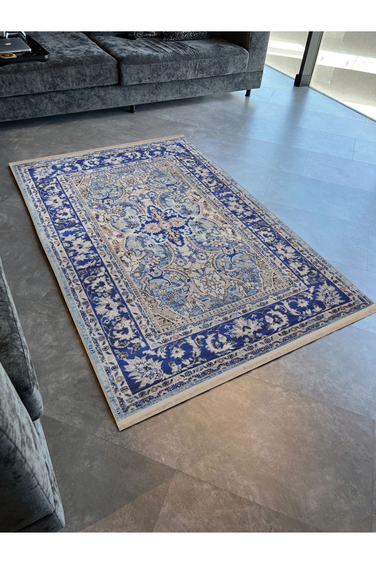 Mavi Temalı Geleneksel Motif Etnik Çiçek Desenli Kreatif Vintage Dekoratif Halı 2576