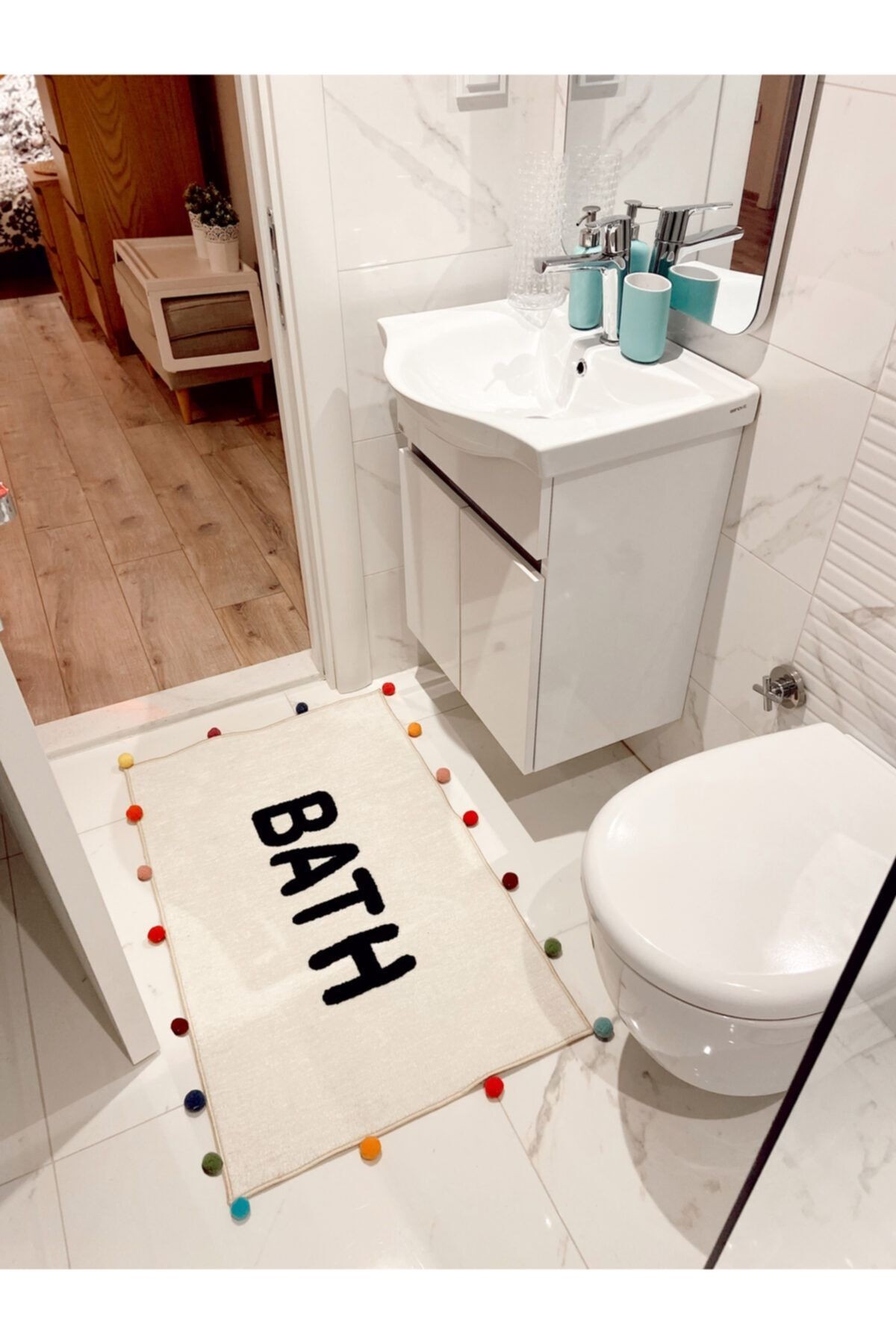 Bath Yazılı Ponponlu Banyo Paspası 90×57