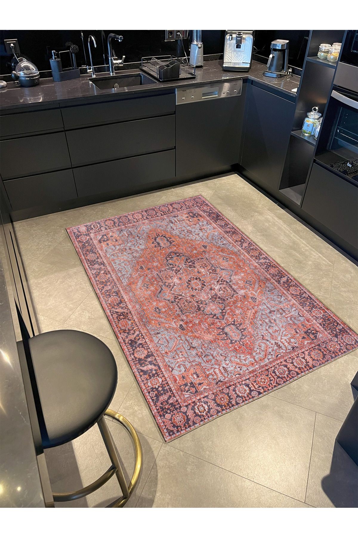 Geleneksel Temalı Kırmızı Dekoratif Halı ve Yıkanabilir Halı miravip9607