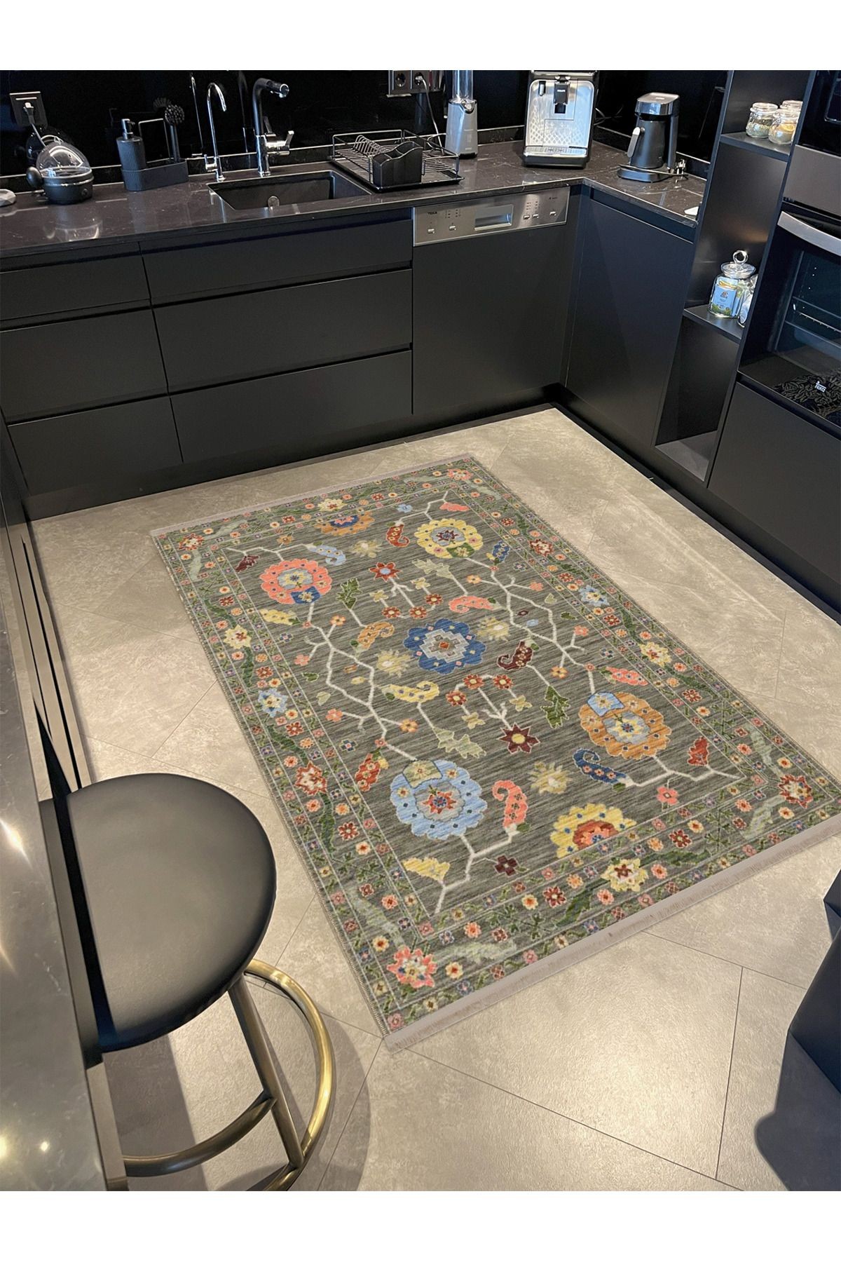 Gri Temalı Çok Renkli Motifli Etnik Desenli Vintage Dekoratif Halı 3932