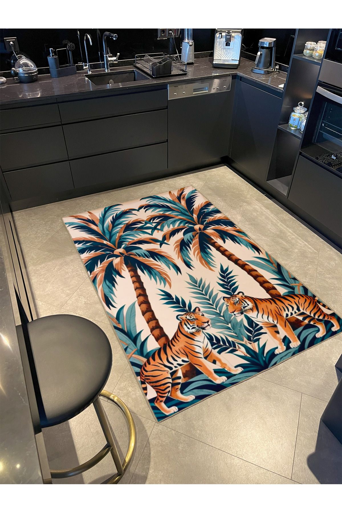 Paris Koleksiyonu Yeşil Temalı Palmiye Ağaçları ve Kaplan Desenli Modern Dekoratif Halı 67