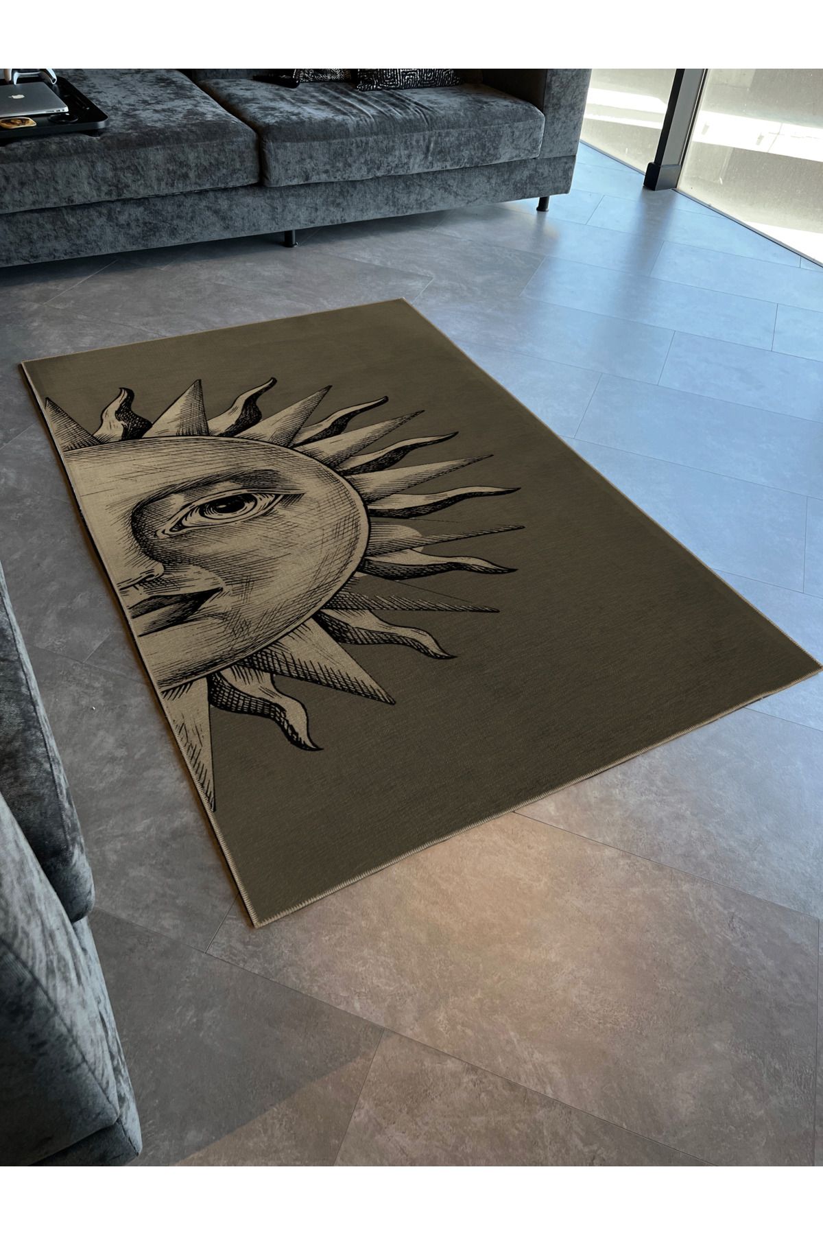 Gri Temalı Güneş İçi Yüz Desenli Kreatif Modern Dekoratif Halı 2155