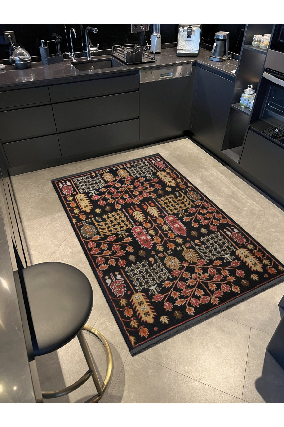 Siyah Temalı Çok Renkli Çiçek Motifli Etnik Desenli Kreatif Vintage Dekoratif Halı 2771
