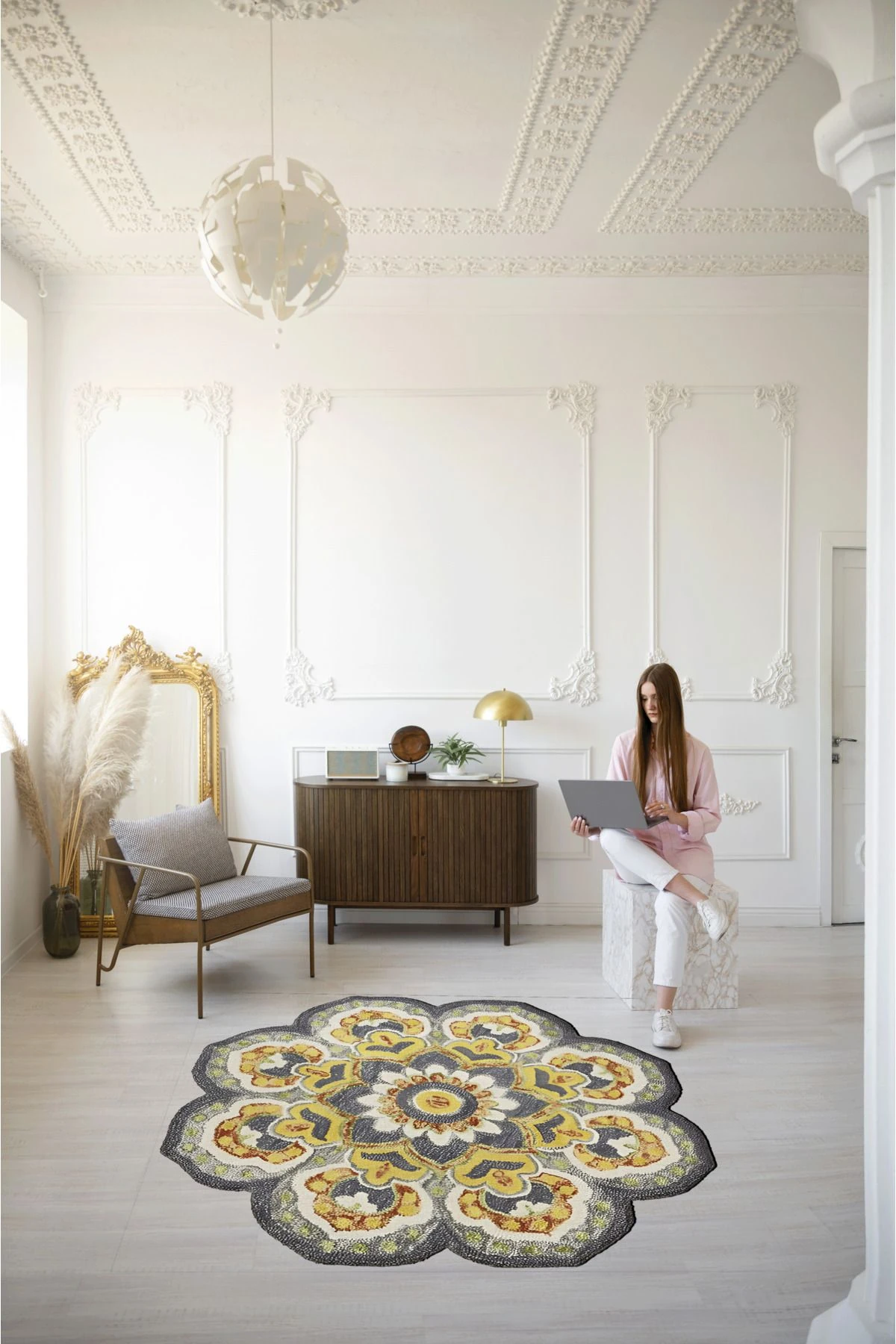 Sarı Mavi Temalı Çok Renkli Geleneksel Motif Desen Vintage Dokuma Taban Yuvarlak Dekoratif Halı 2105