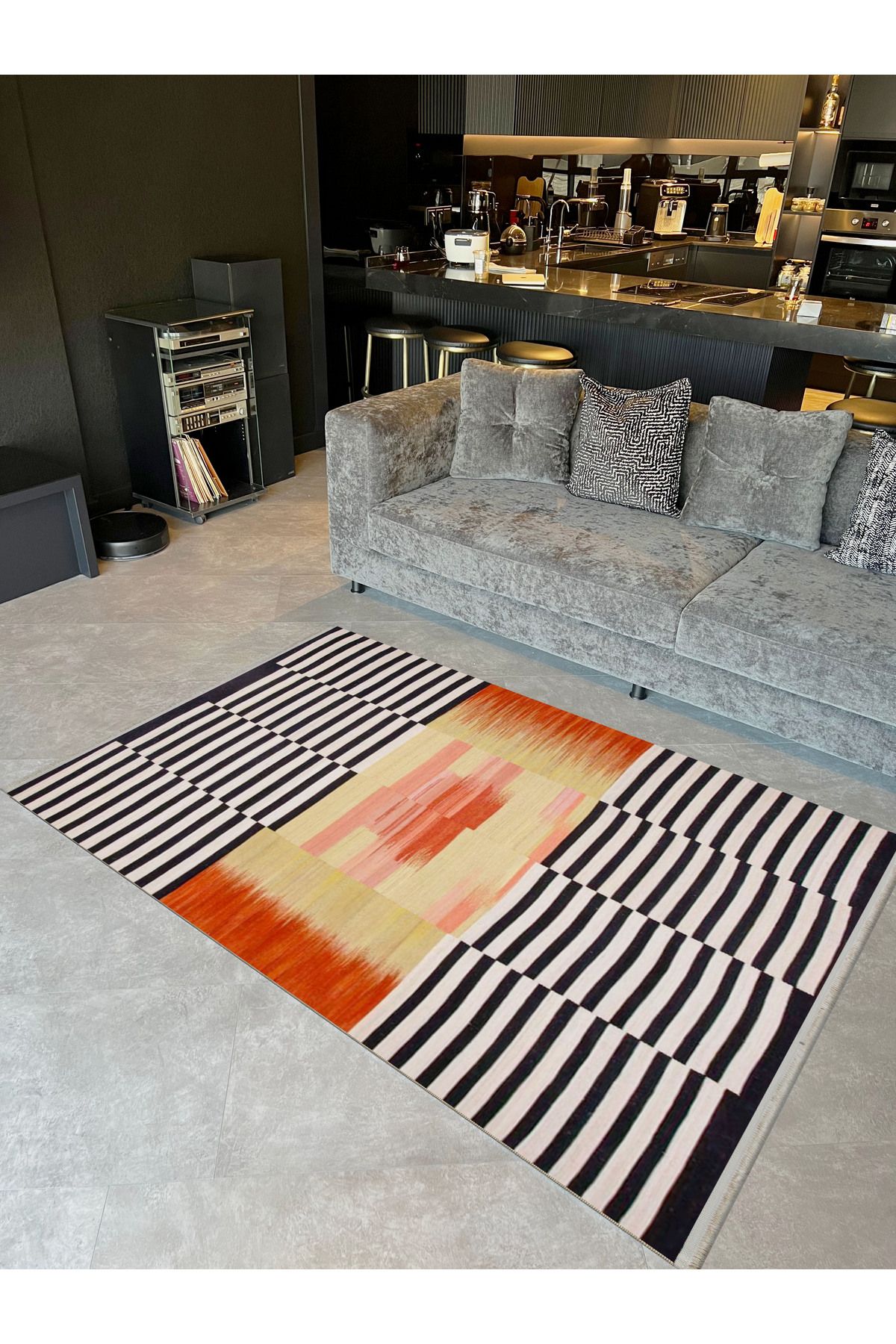 Güney Koleksiyonu Turuncu Siyah Temalı Çizgili Geometrik Desenli Modern Dekoratif Halı 37
