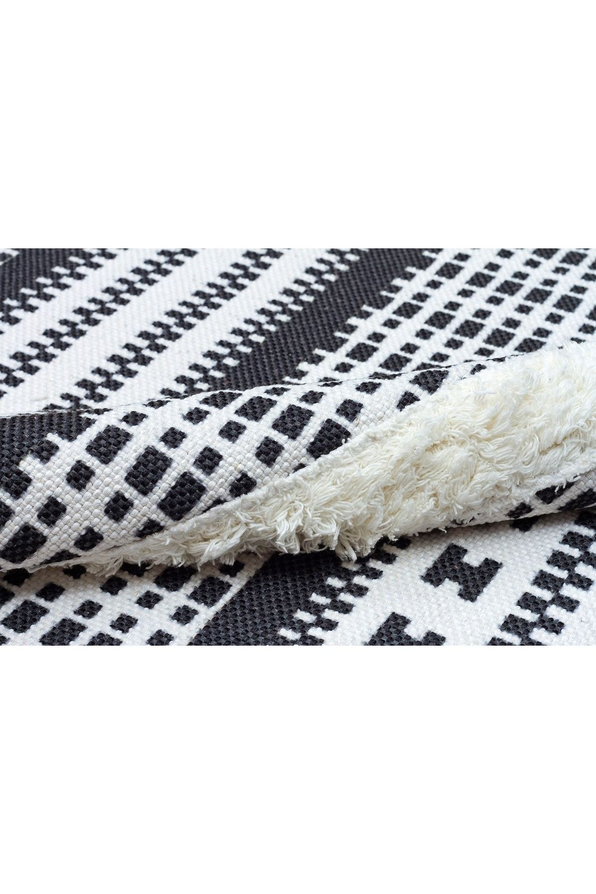 Rustik 4044 Iskandinav Kenarları Siyah Saçaklı Etnik Desen Kilim